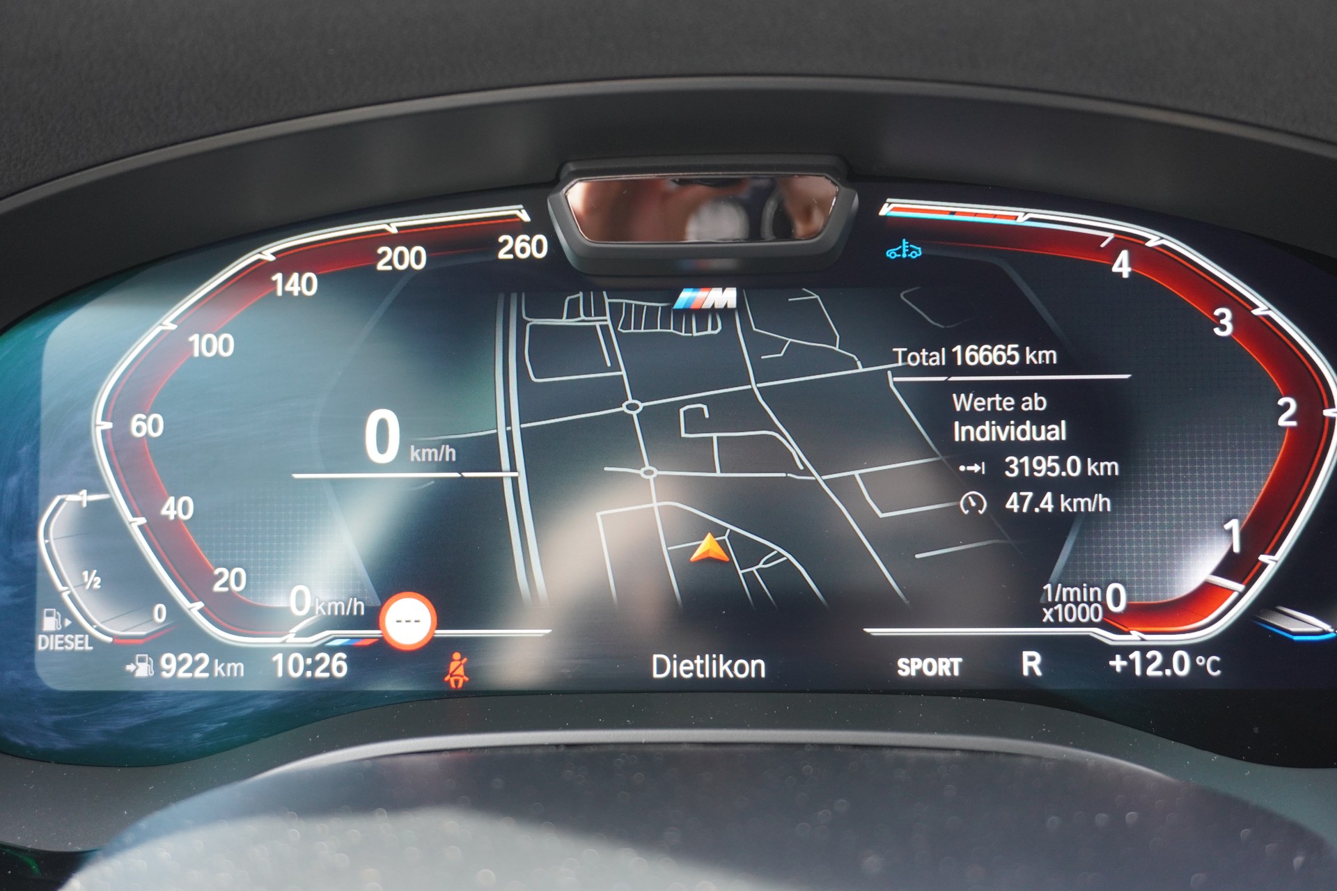BMW 520d xDrive 48V Touring M Sport Steptronic-image-40