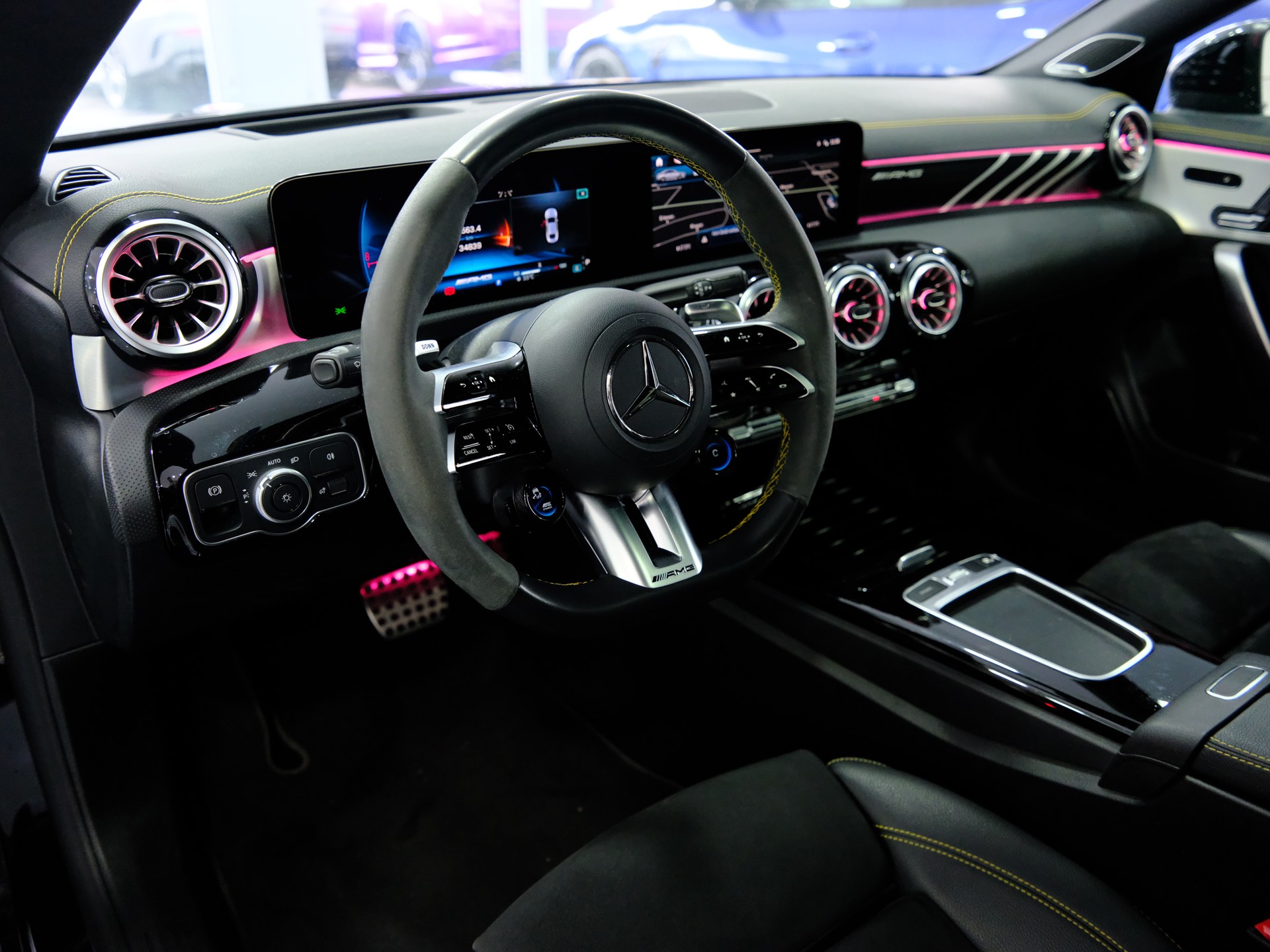 MERCEDES-BENZ CLA 45 S AMG 4Matic+ 8G-DCT-image-8