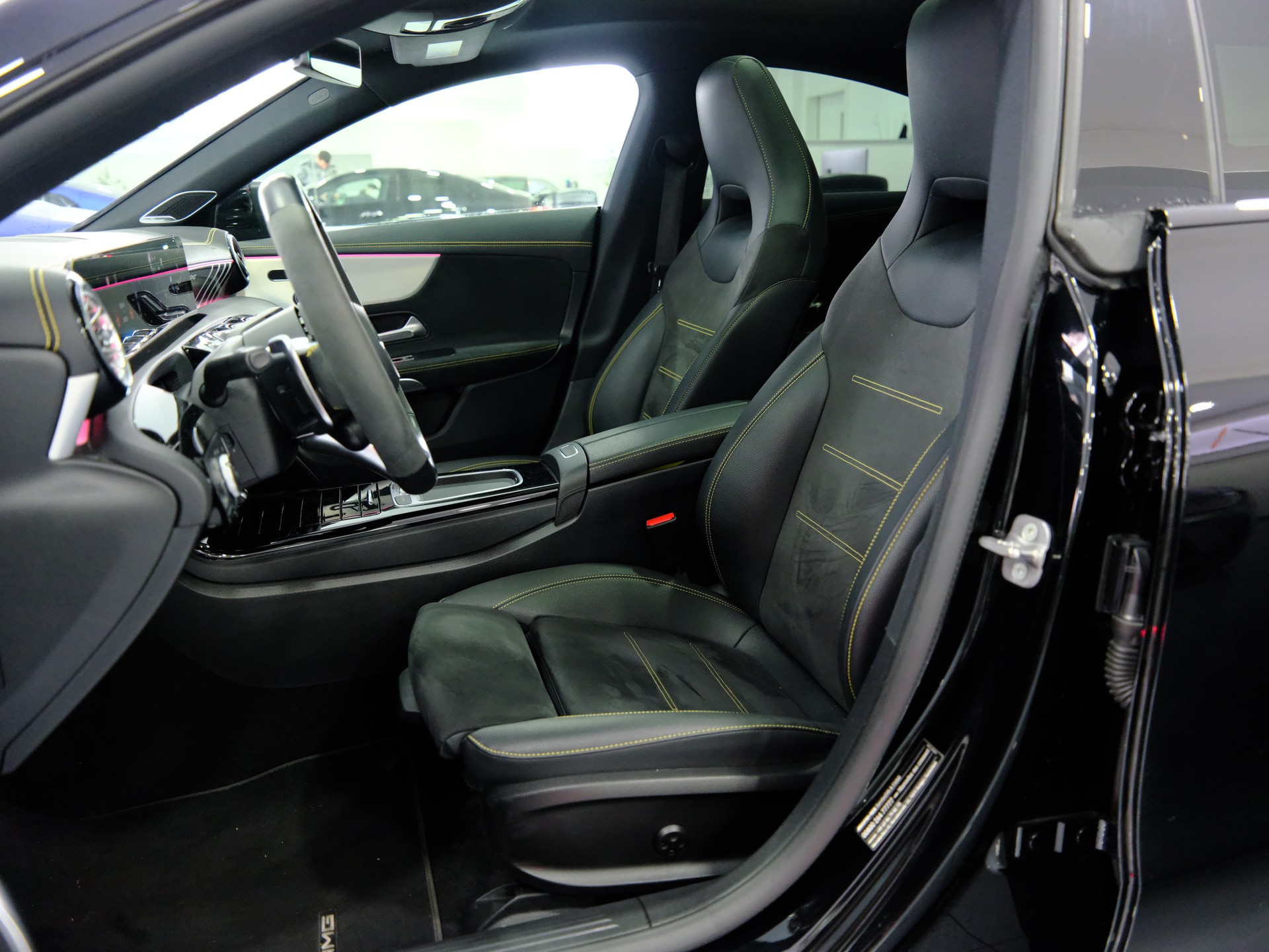 MERCEDES-BENZ CLA 45 S AMG 4Matic+ 8G-DCT-image-10