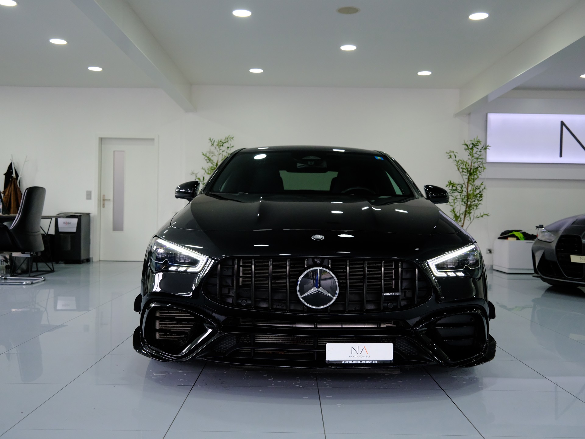 MERCEDES-BENZ CLA 45 S AMG 4Matic+ 8G-DCT-image-2