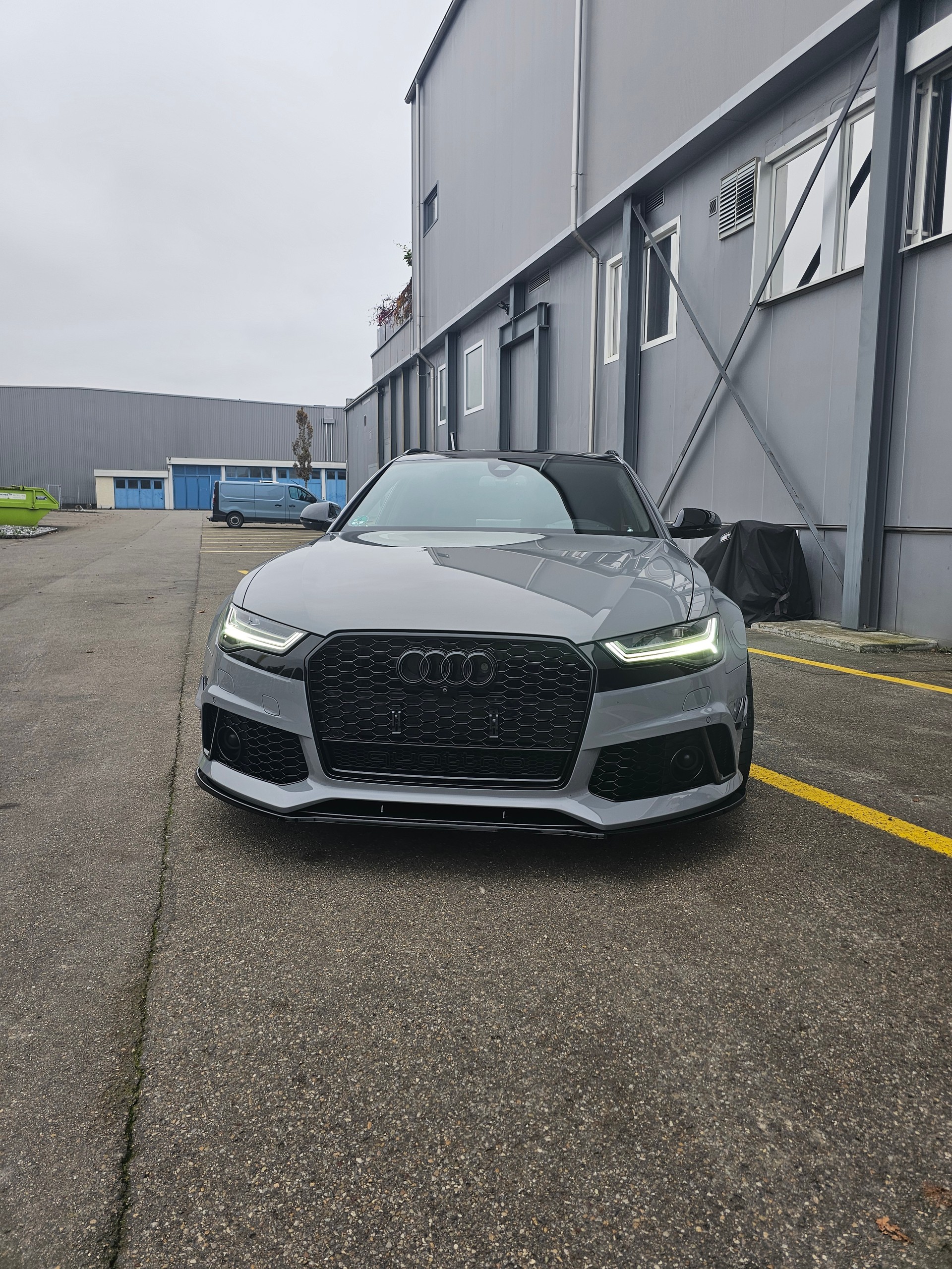 AUDI RS6 Avant 4.0 TFSI V8 performance quattro-image-3