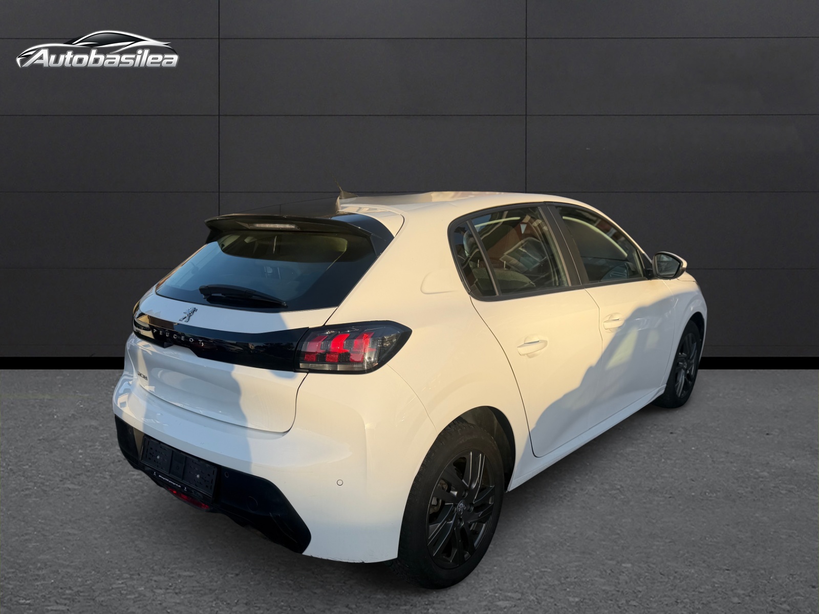 PEUGEOT 208 1.5 BlueHDi Active-image-4
