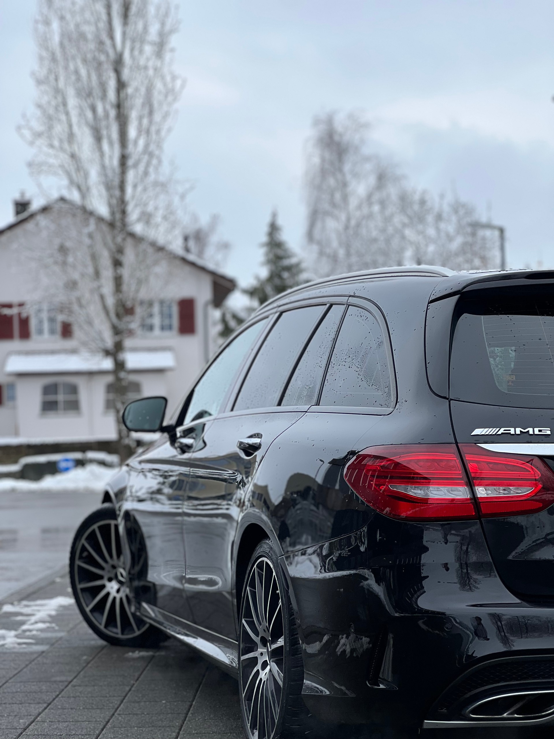 MERCEDES-BENZ C 43 AMG 4Matic 9G-Tronic-image-2