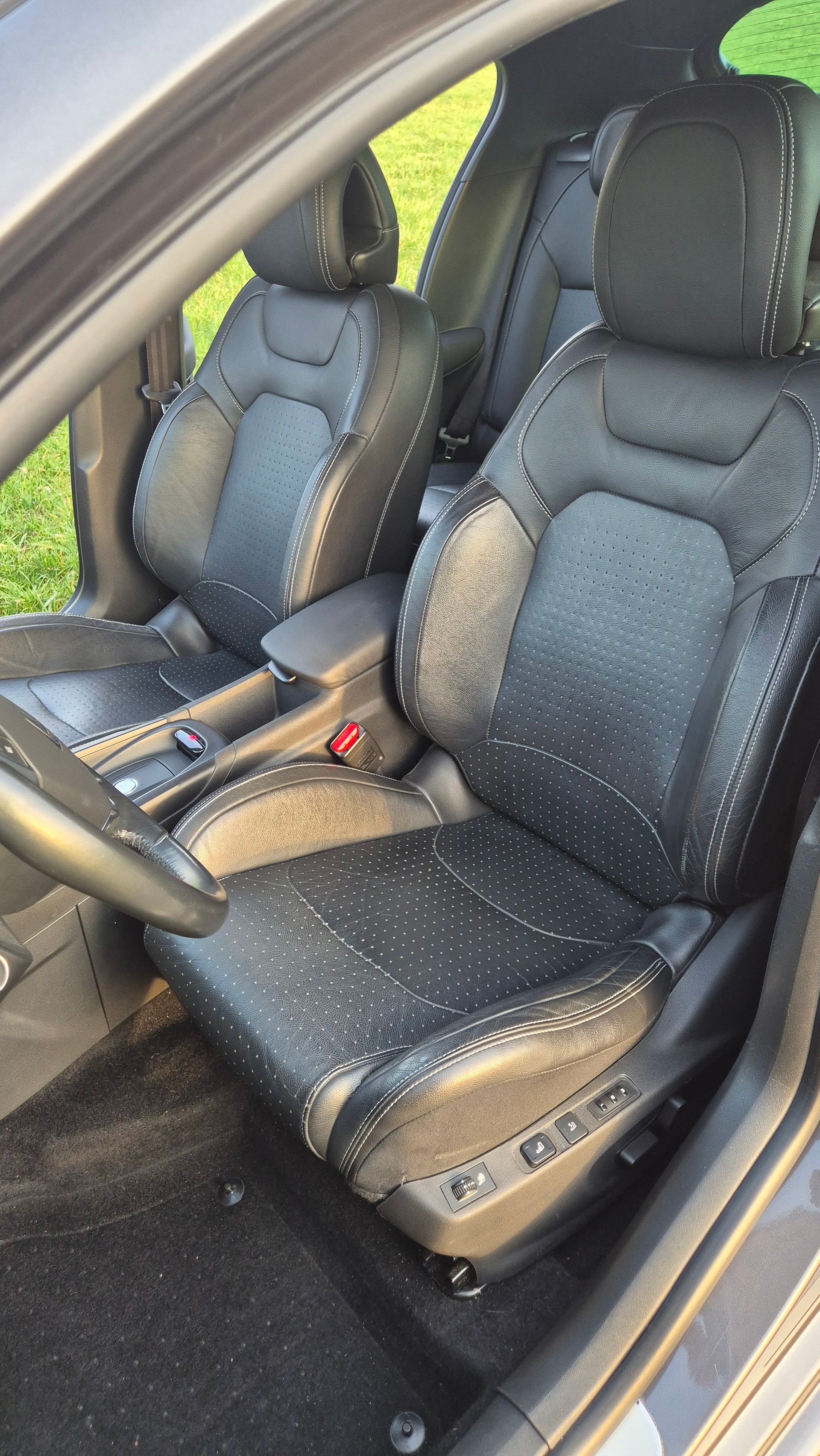DS AUTOMOBILES DS 4 2.0 Blue HDi Sport Chic-image-10