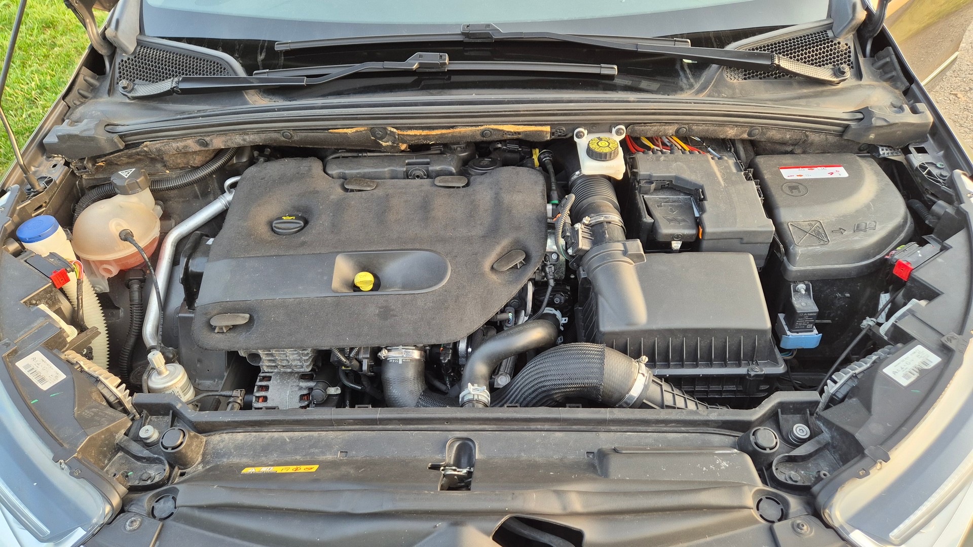 DS AUTOMOBILES DS 4 2.0 Blue HDi Sport Chic-image-16