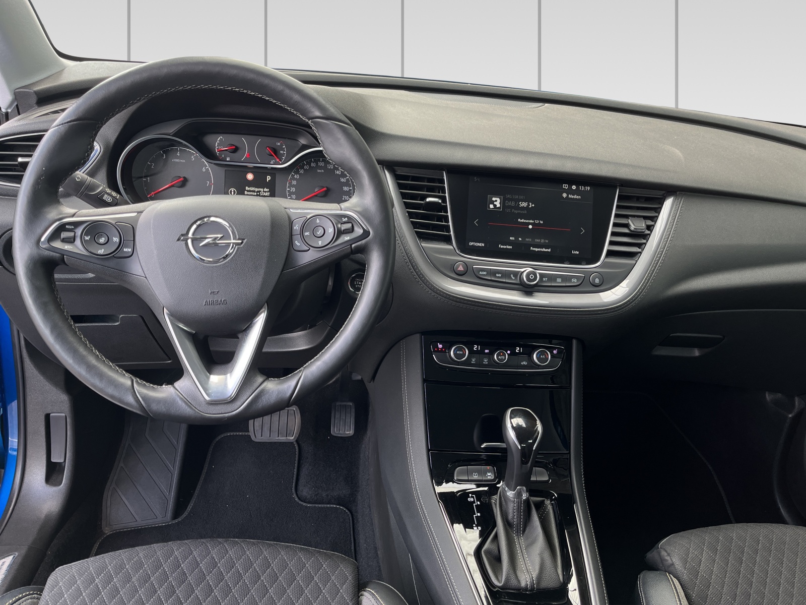 OPEL Grandland X 1.2i TP 120 Years Edition Automatik-image-7