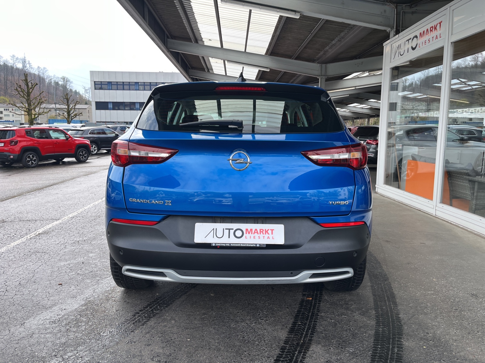 OPEL Grandland X 1.2i TP 120 Years Edition Automatik-image-3