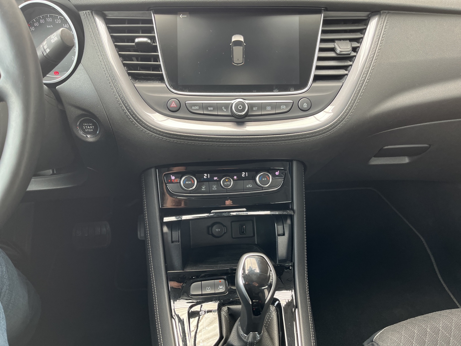 OPEL Grandland X 1.2i TP 120 Years Edition Automatik-image-10