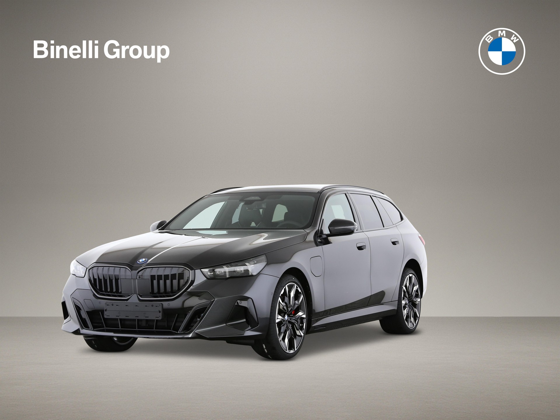 BMW 550e xDrive Touring-image-0