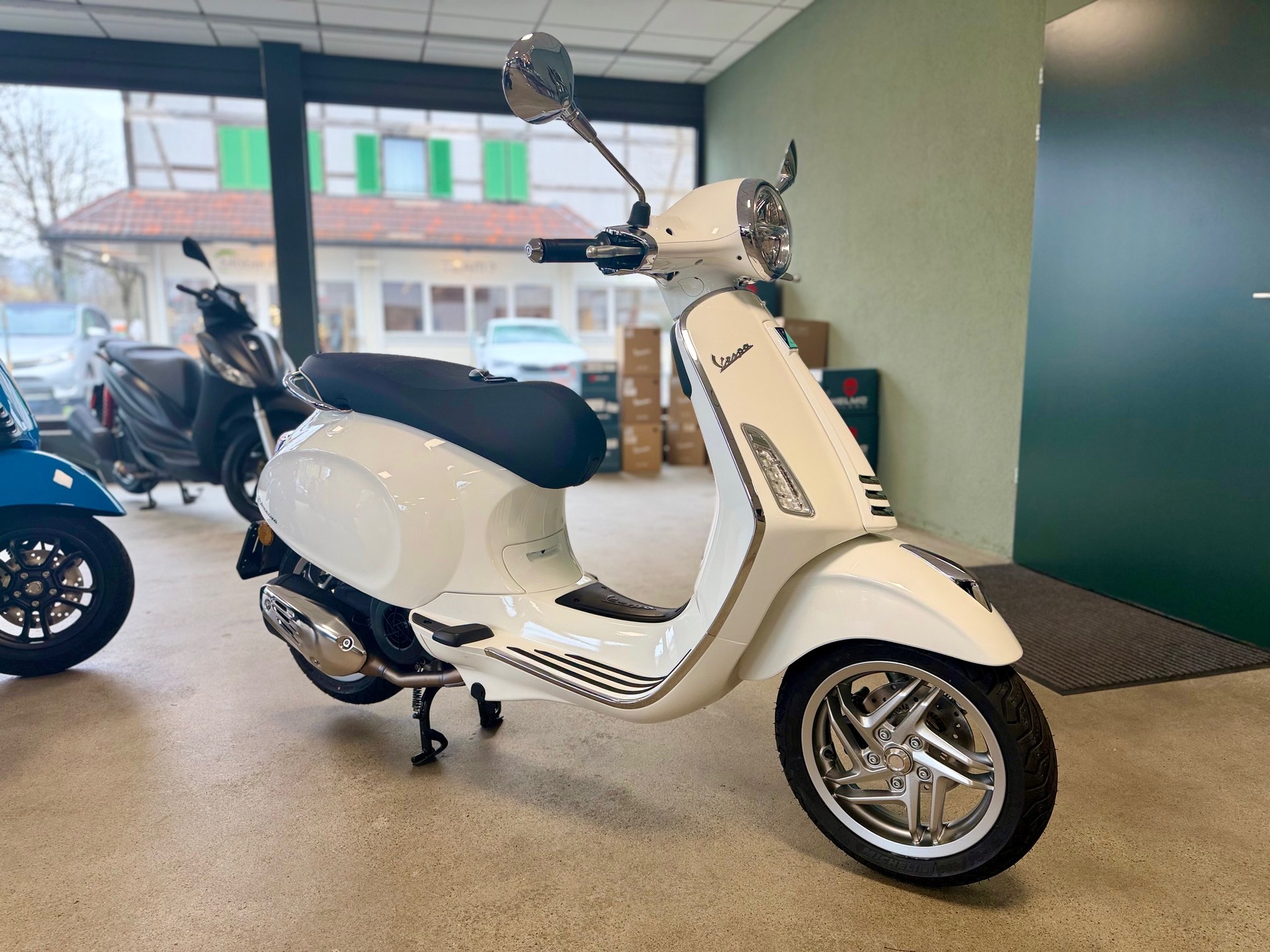 PIAGGIO Vespa 125 Primavera Euro 5+-showroom-element-1