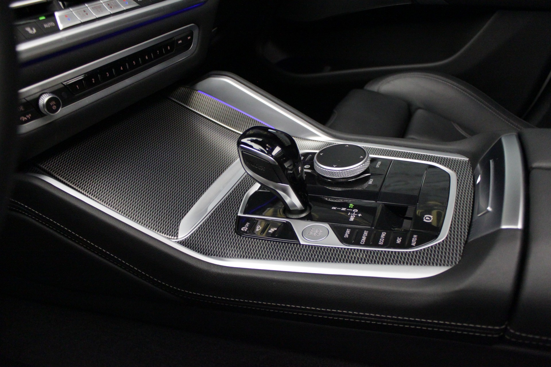 BMW X6 xDrive 48V 40d Steptronic M Sport-image-20