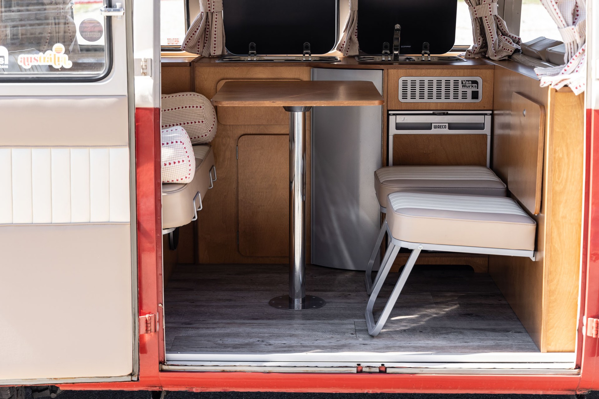 VW T1 Bus Camping Ausbau-image-17