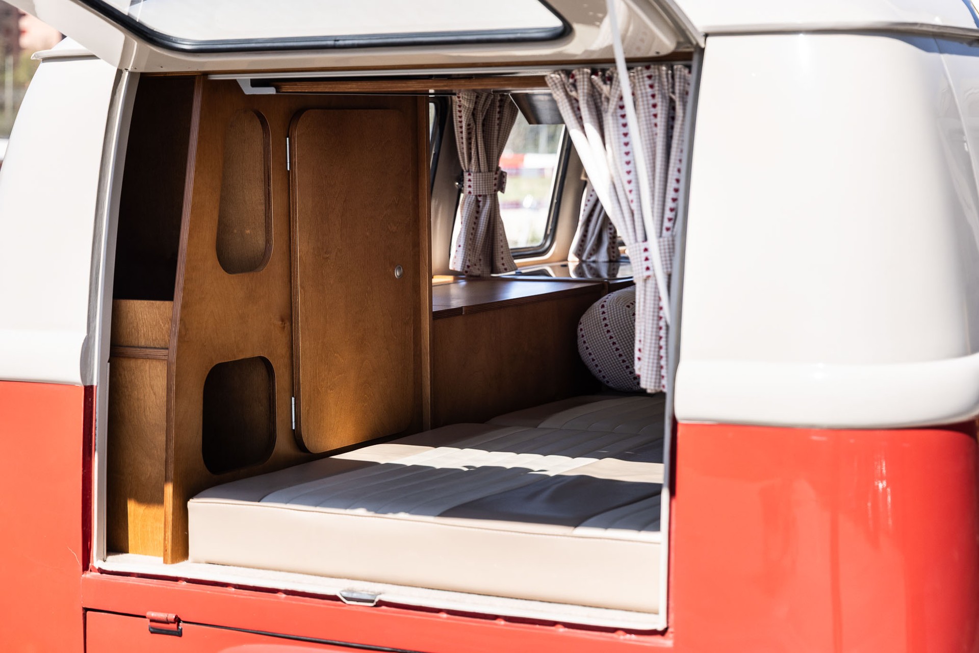 VW T1 Bus Camping Ausbau-image-10