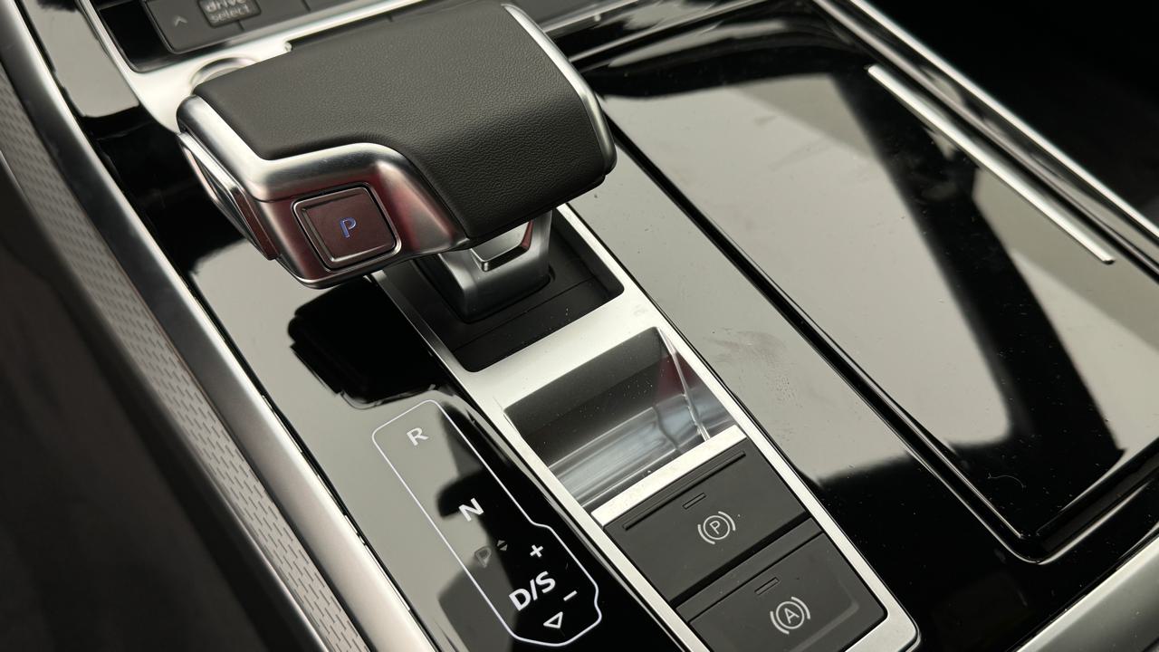 AUDI Q7 SUV TDI quattro 210 kW S Line tiptronic-image-10