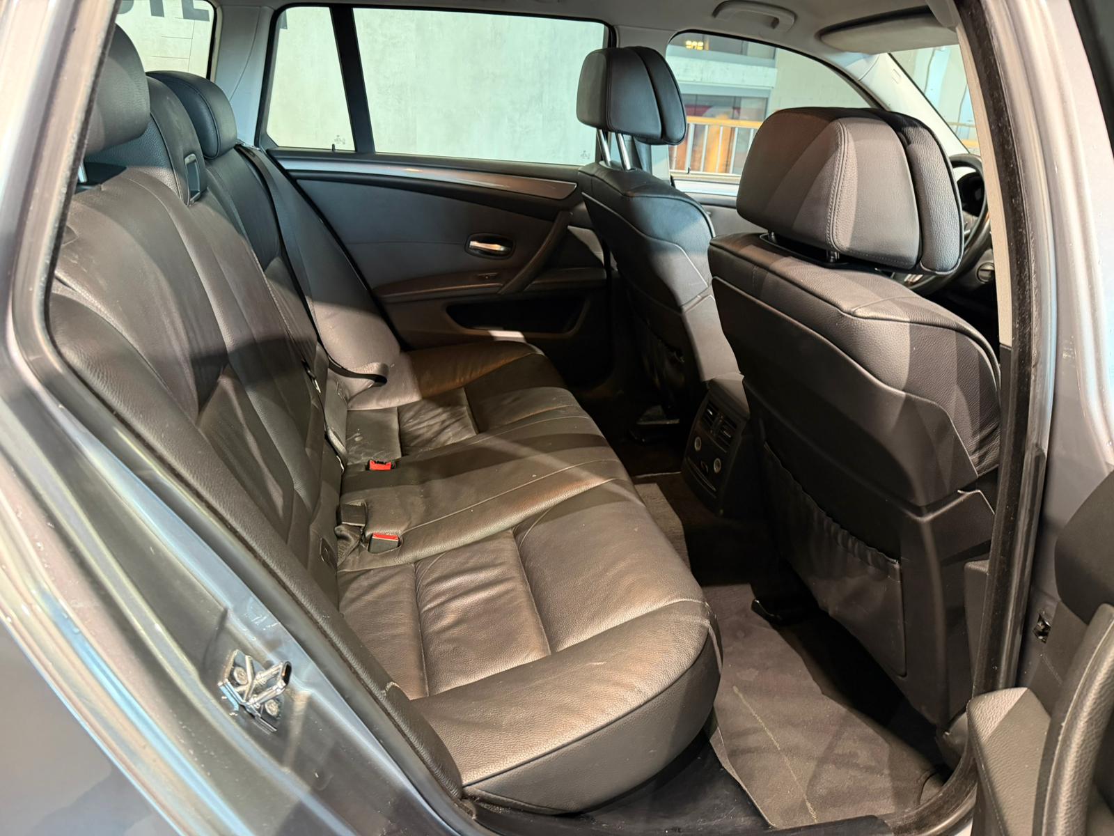 BMW 525xd Touring Steptronic-image-11