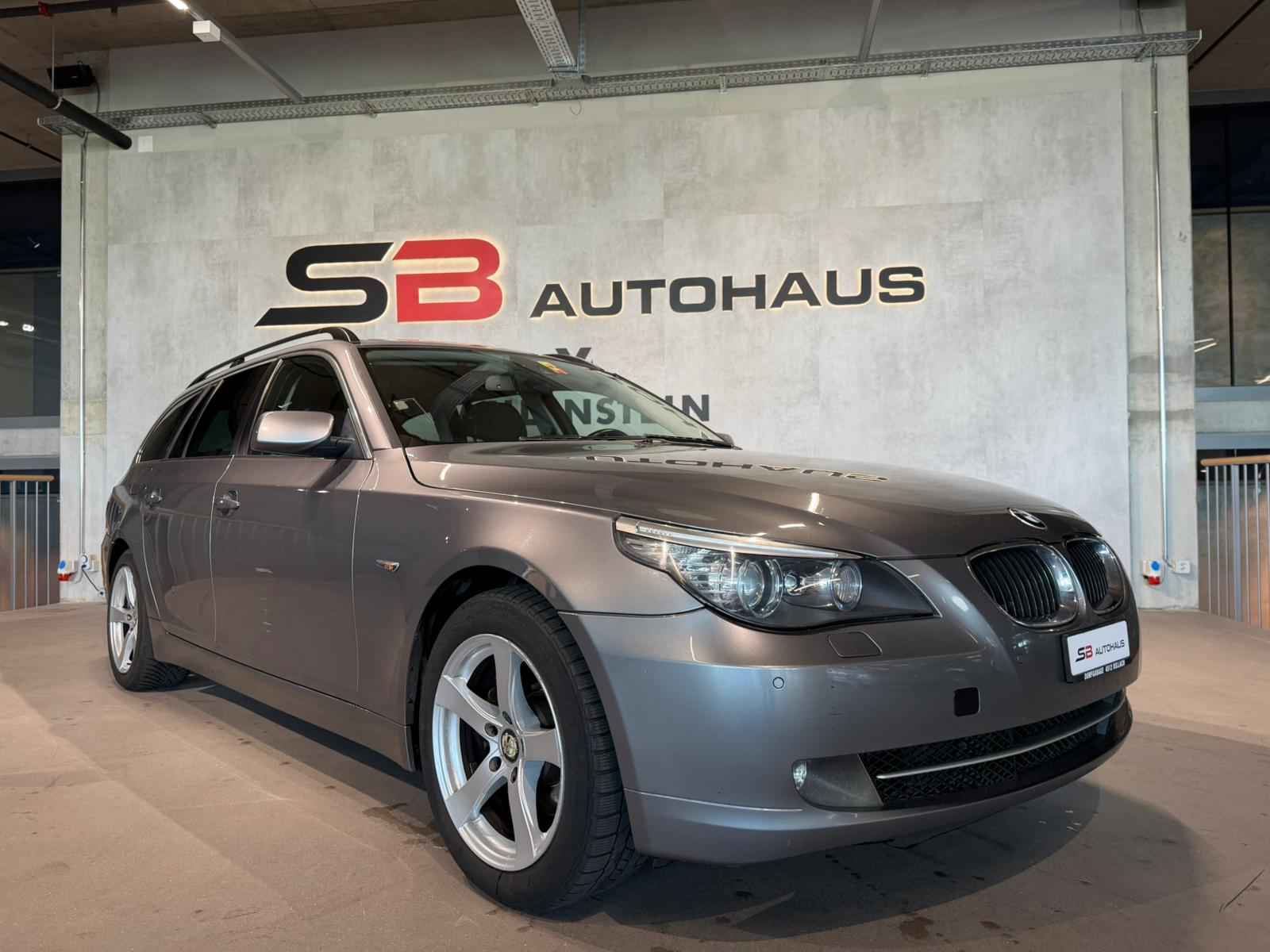 BMW 525xd Touring Steptronic-image-3