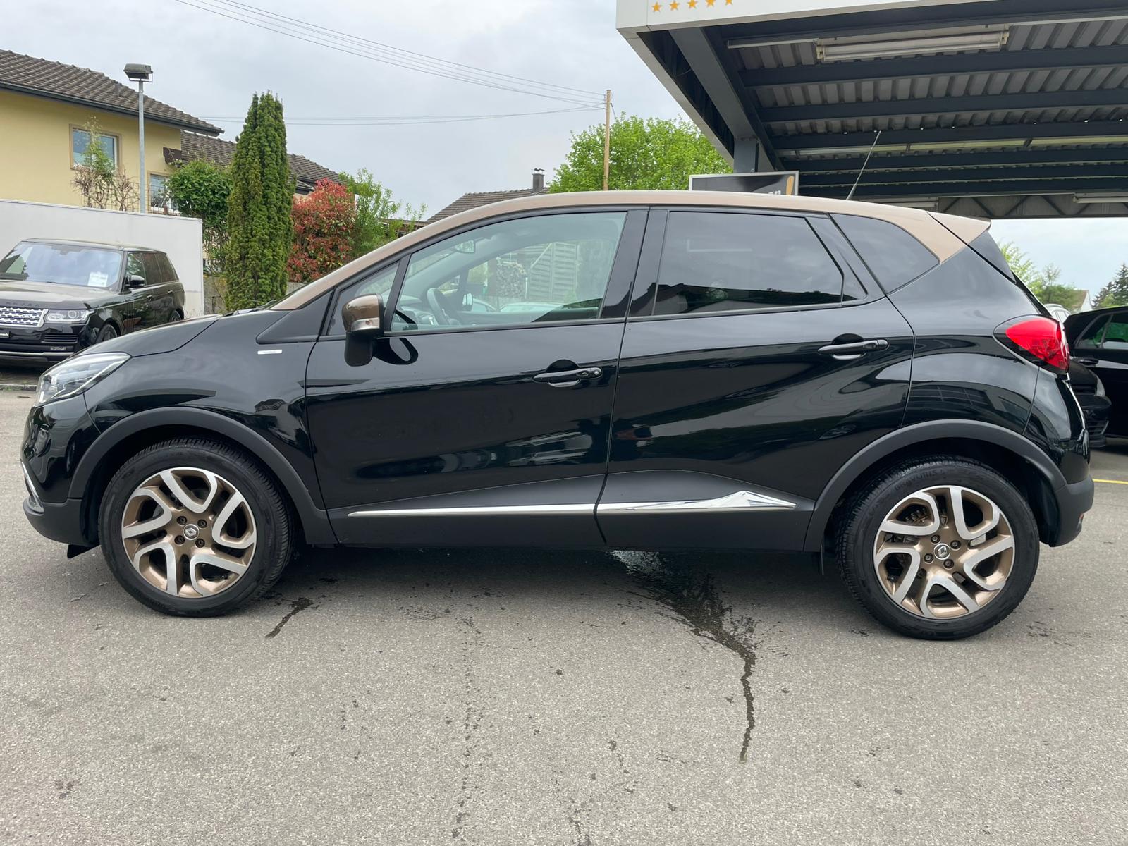 RENAULT Captur 1.2 T 16V Iconic EDC-image-4