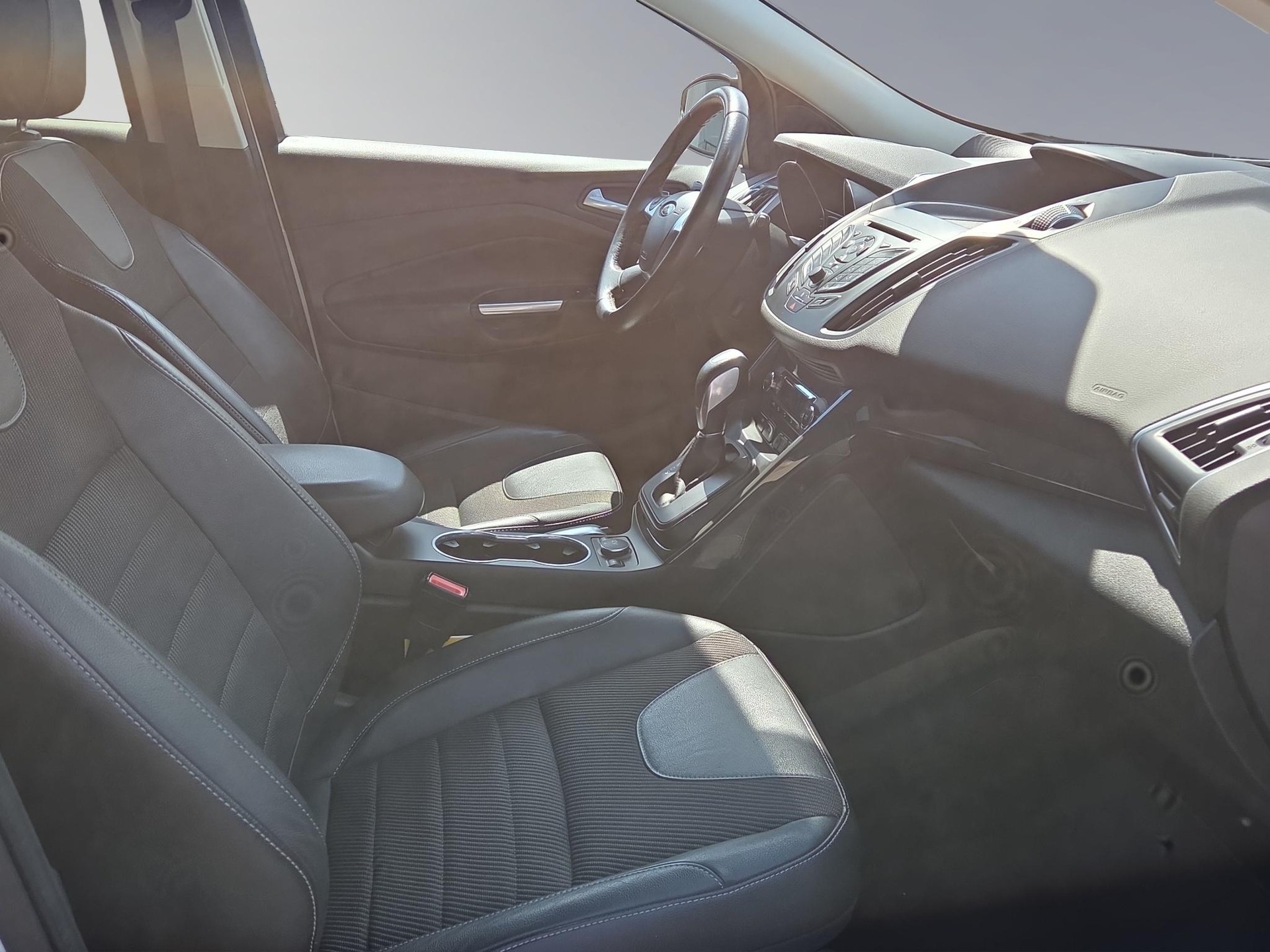 FORD Kuga 2.0 TDCi 180 Carving FPS-image-15