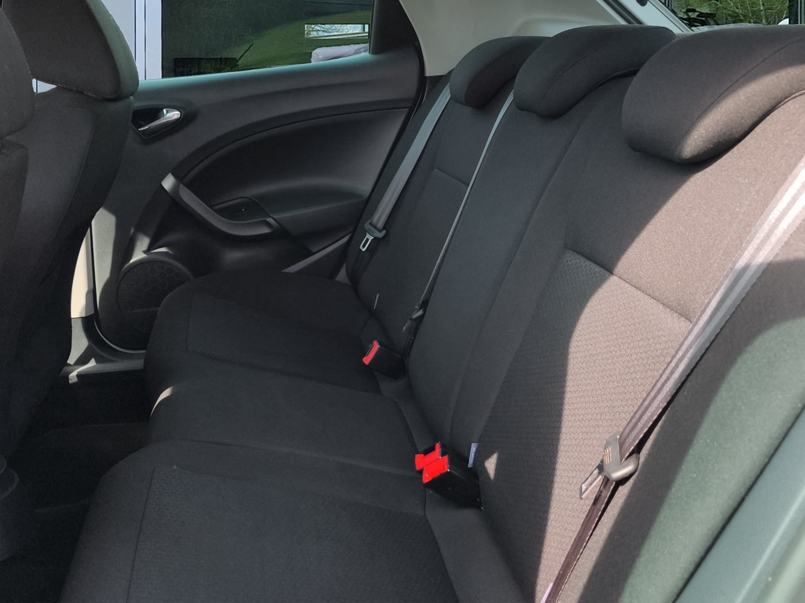 SEAT Ibiza 1.2 TSI FR Stopp-Start-image-12