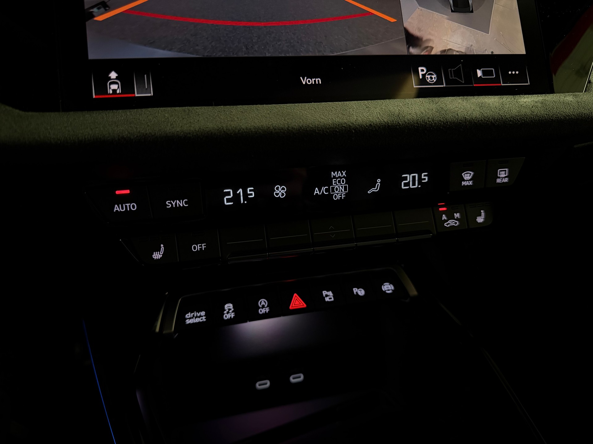 AUDI RS3 Limousine 2.5 TSI quattro S-tronic-image-28