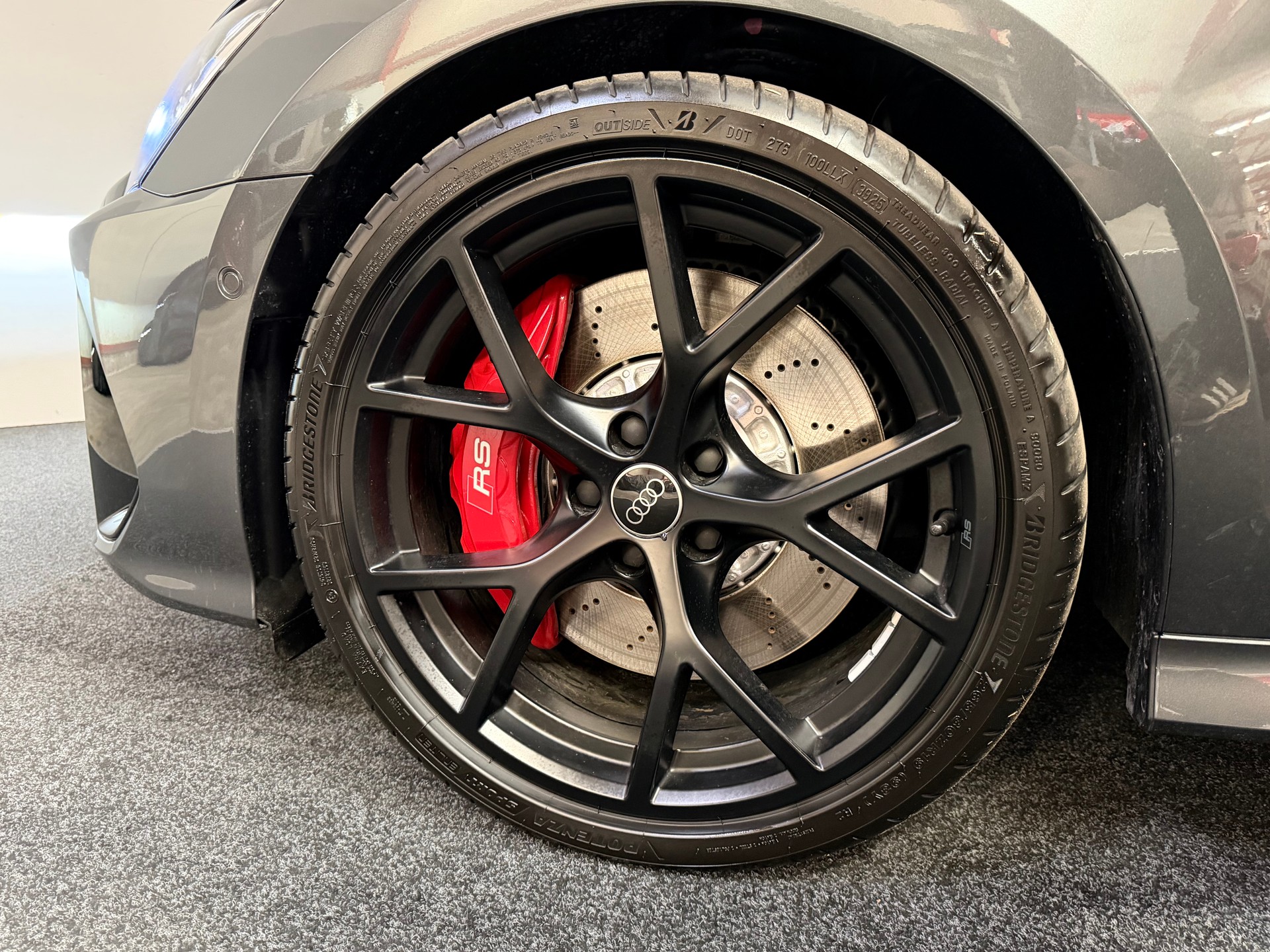 AUDI RS3 Limousine 2.5 TSI quattro S-tronic-image-10