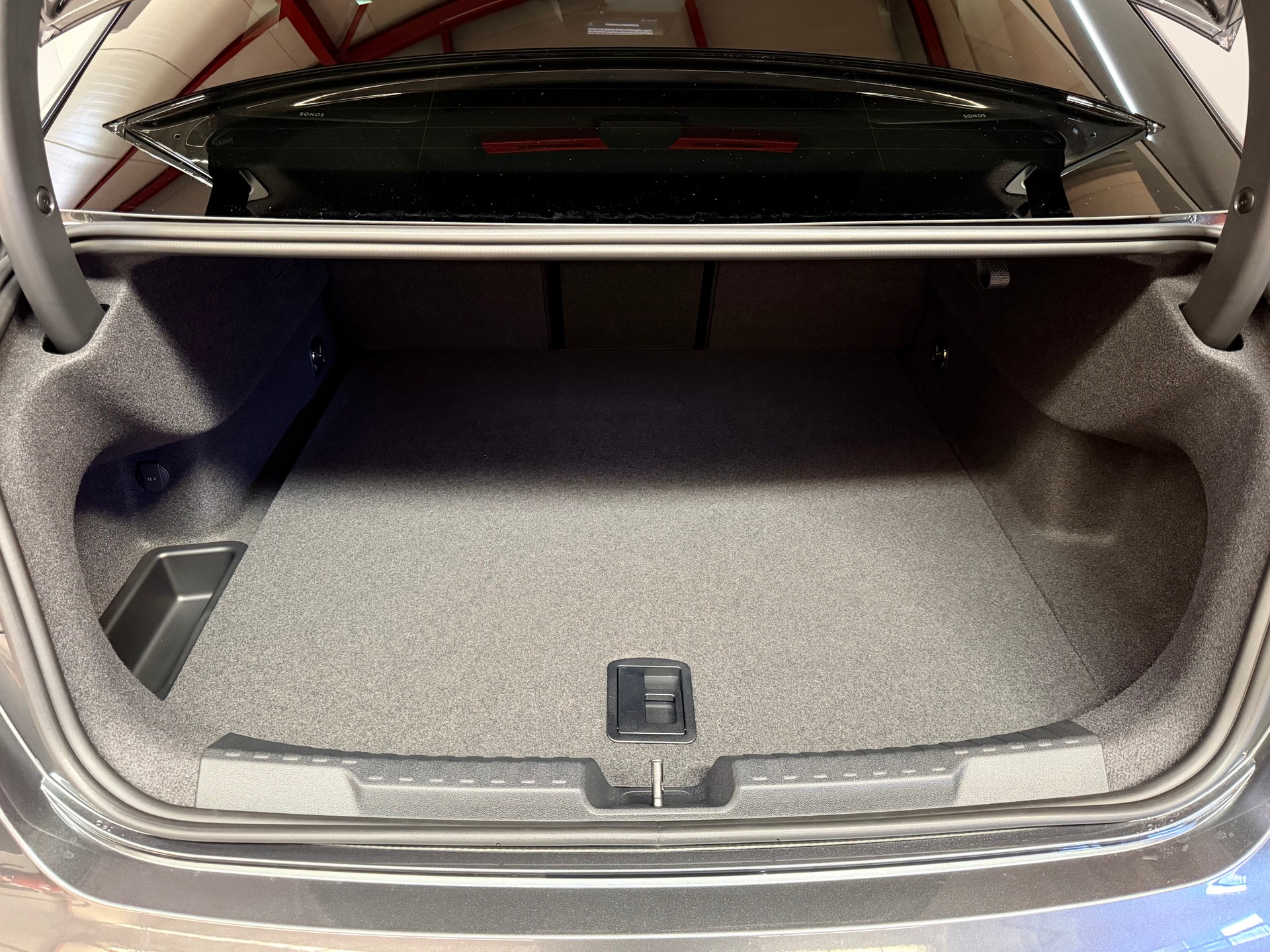 AUDI RS3 Limousine 2.5 TSI quattro S-tronic-image-11
