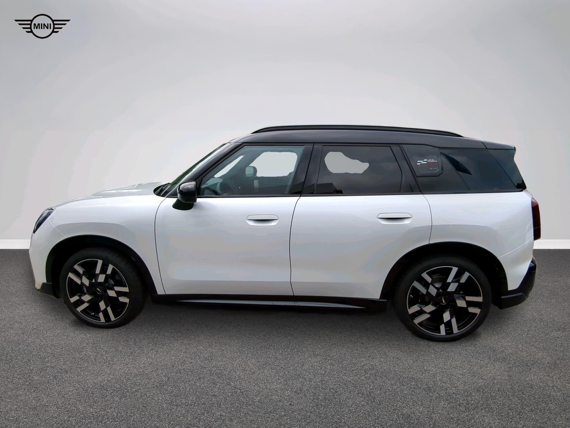 MINI Countryman SE ALL4-image-2
