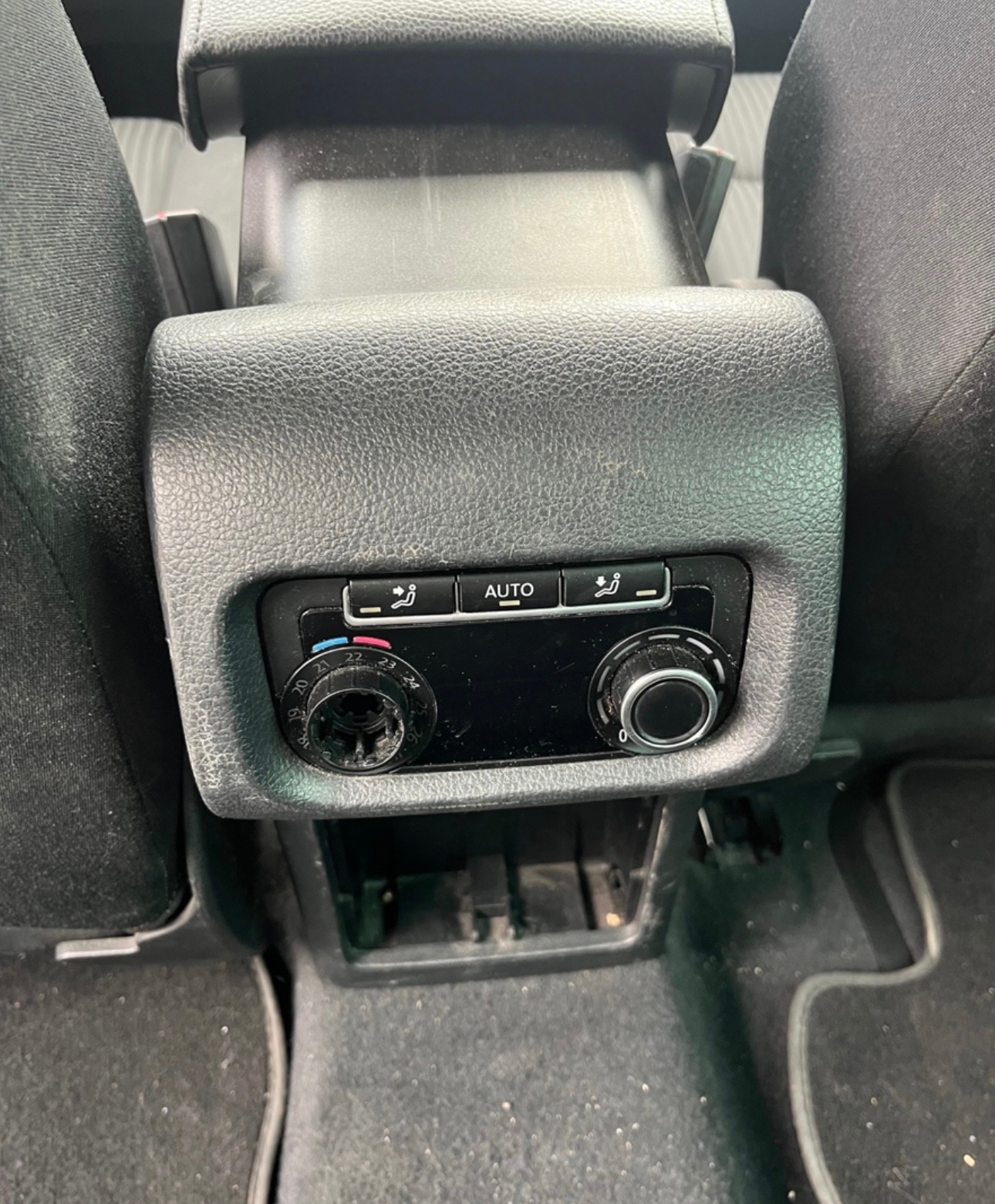 SEAT 2.0D 4M-image-8