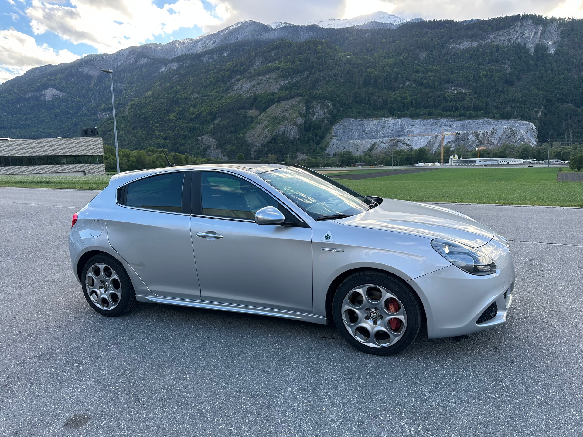ALFA ROMEO Giulietta 1750 TBi Quadrifoglio Verde-image-8