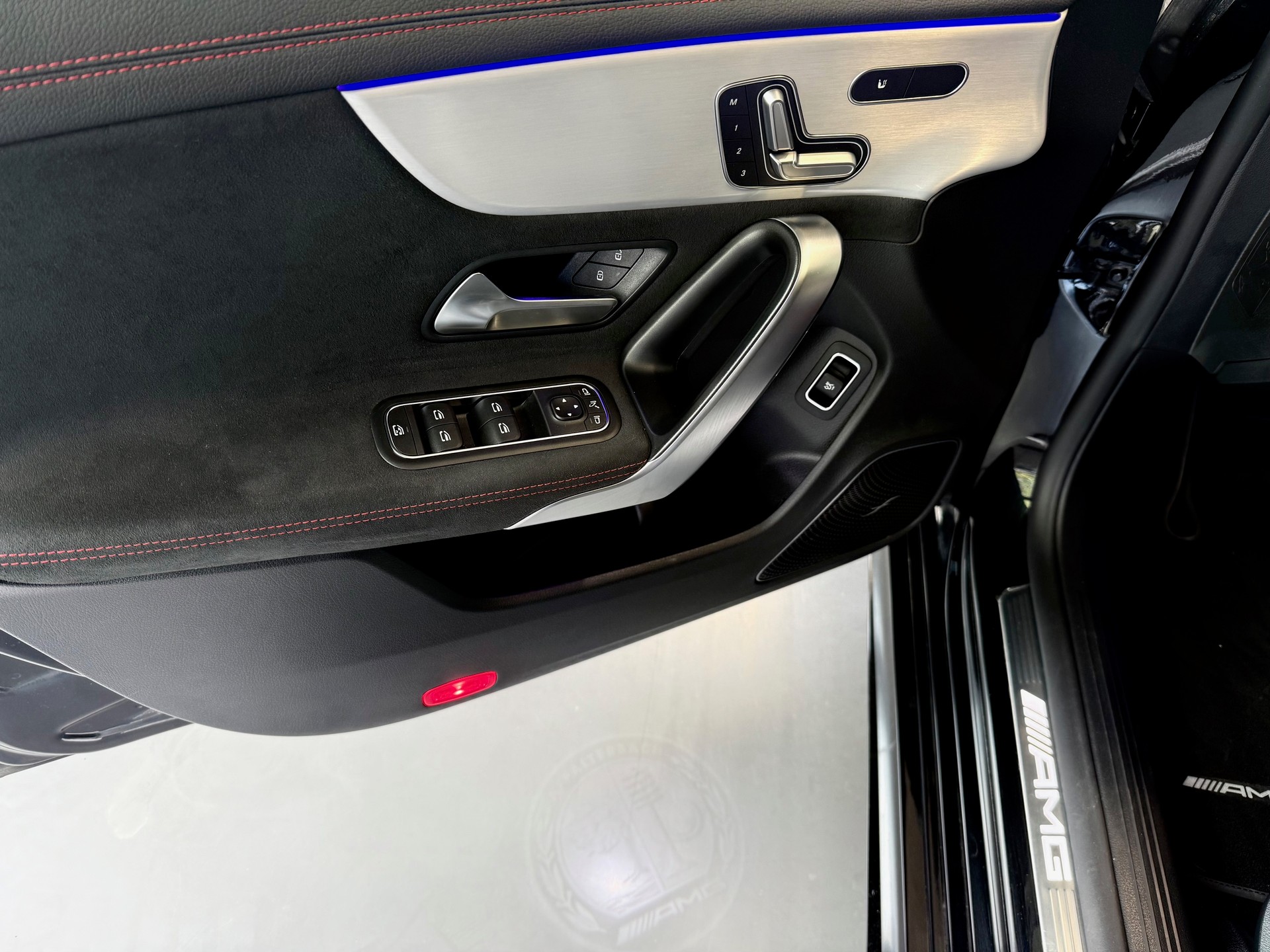 MERCEDES-BENZ CLA 45 S AMG 4Matic+ 8G-DCT-image-11