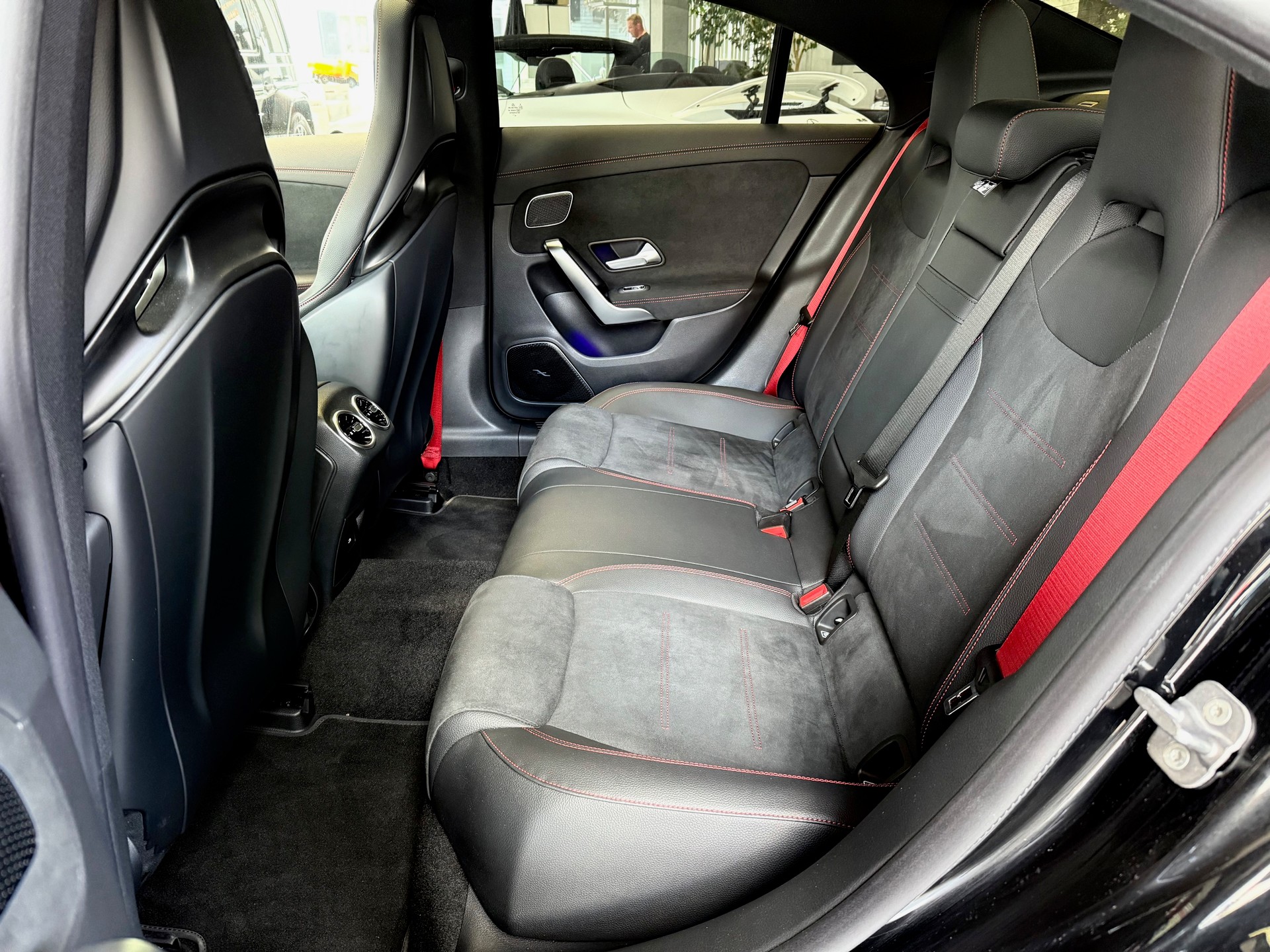 MERCEDES-BENZ CLA 45 S AMG 4Matic+ 8G-DCT-image-14