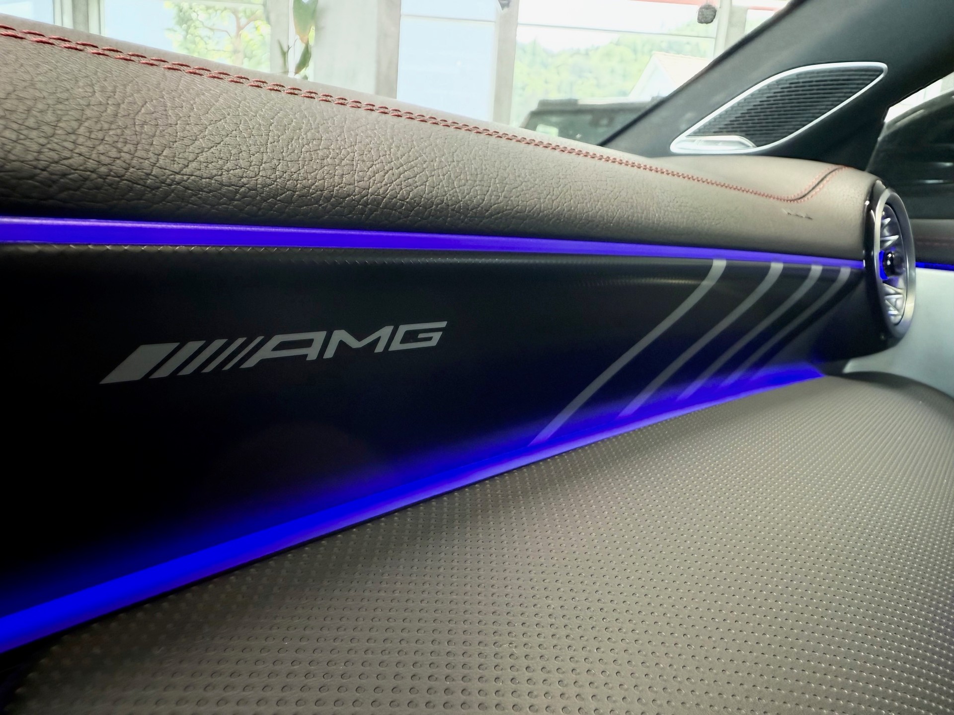 MERCEDES-BENZ CLA 45 S AMG 4Matic+ 8G-DCT-image-19