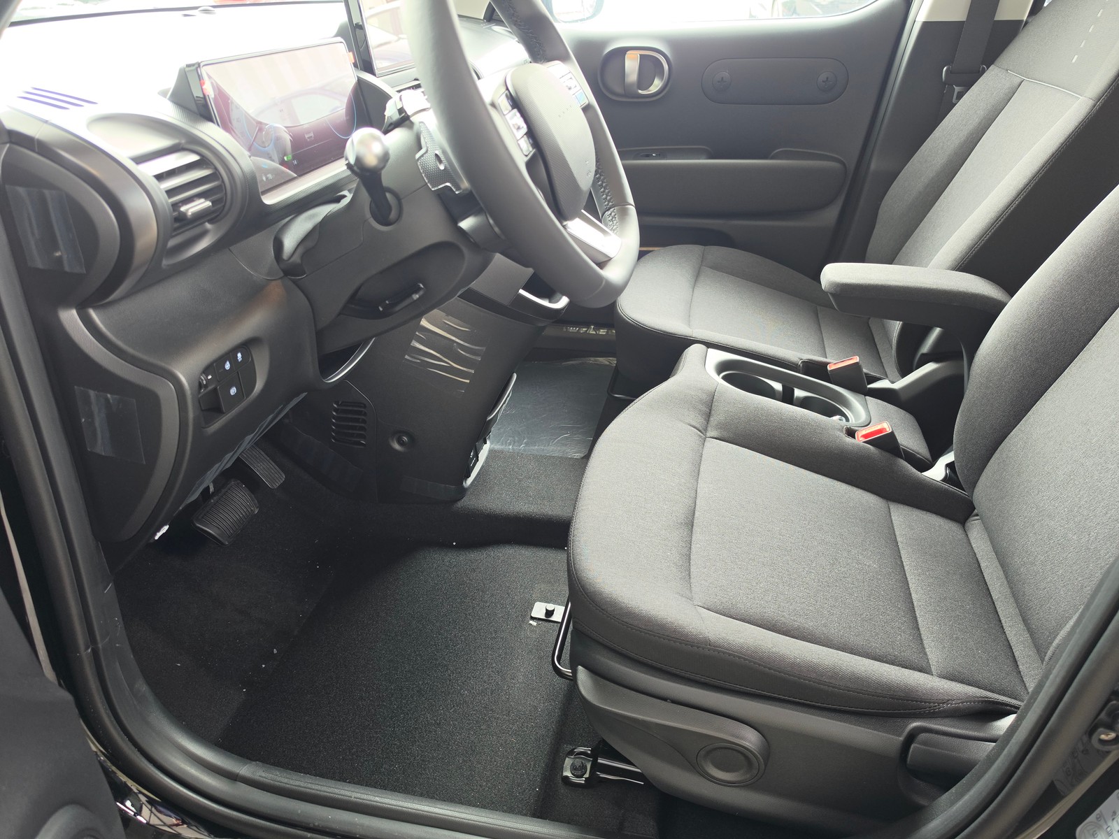 Hyundai Inster 49kWh Amplia — photo 3