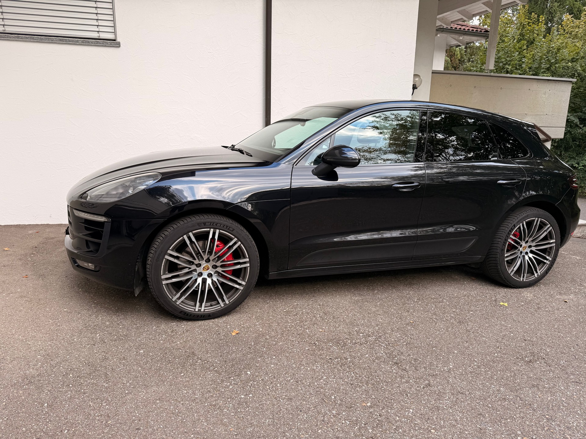 PORSCHE Macan GTS PDK-image-1