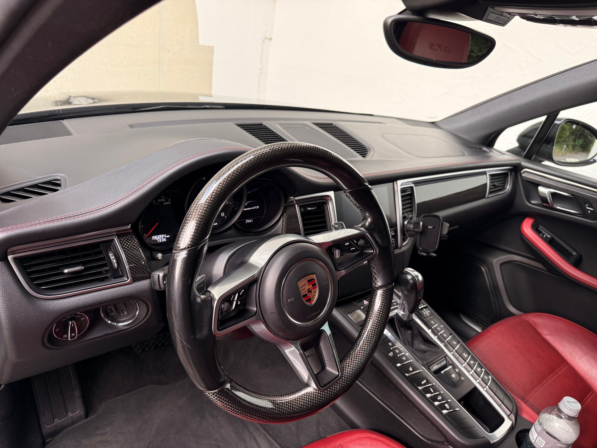 PORSCHE Macan GTS PDK-image-13