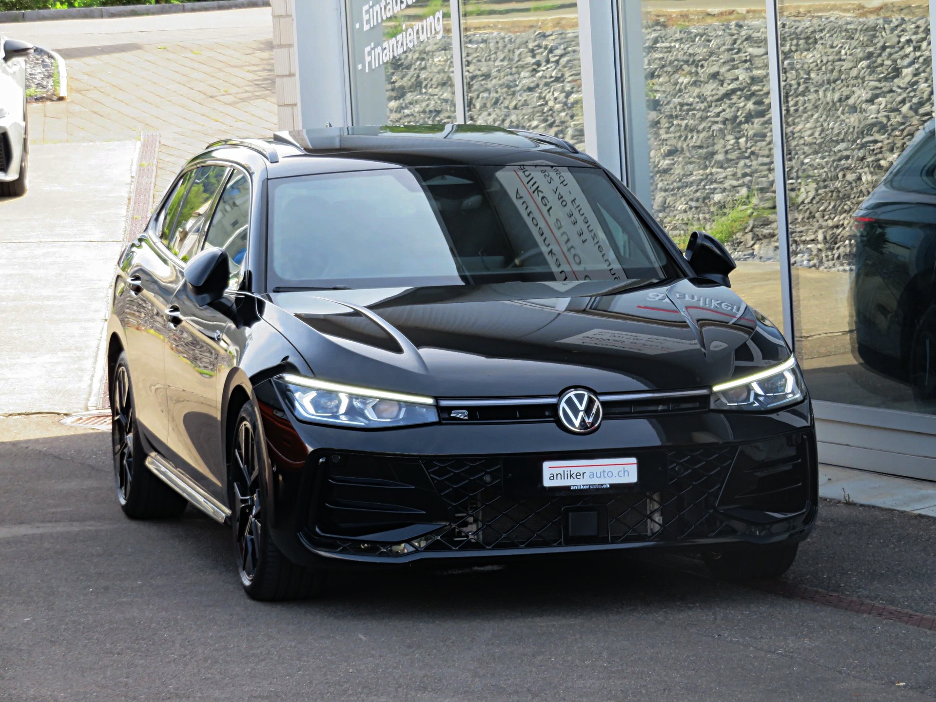VW Passat Variant 2.0 TSI evo4 R-Line 4 Motion DSG-image-1