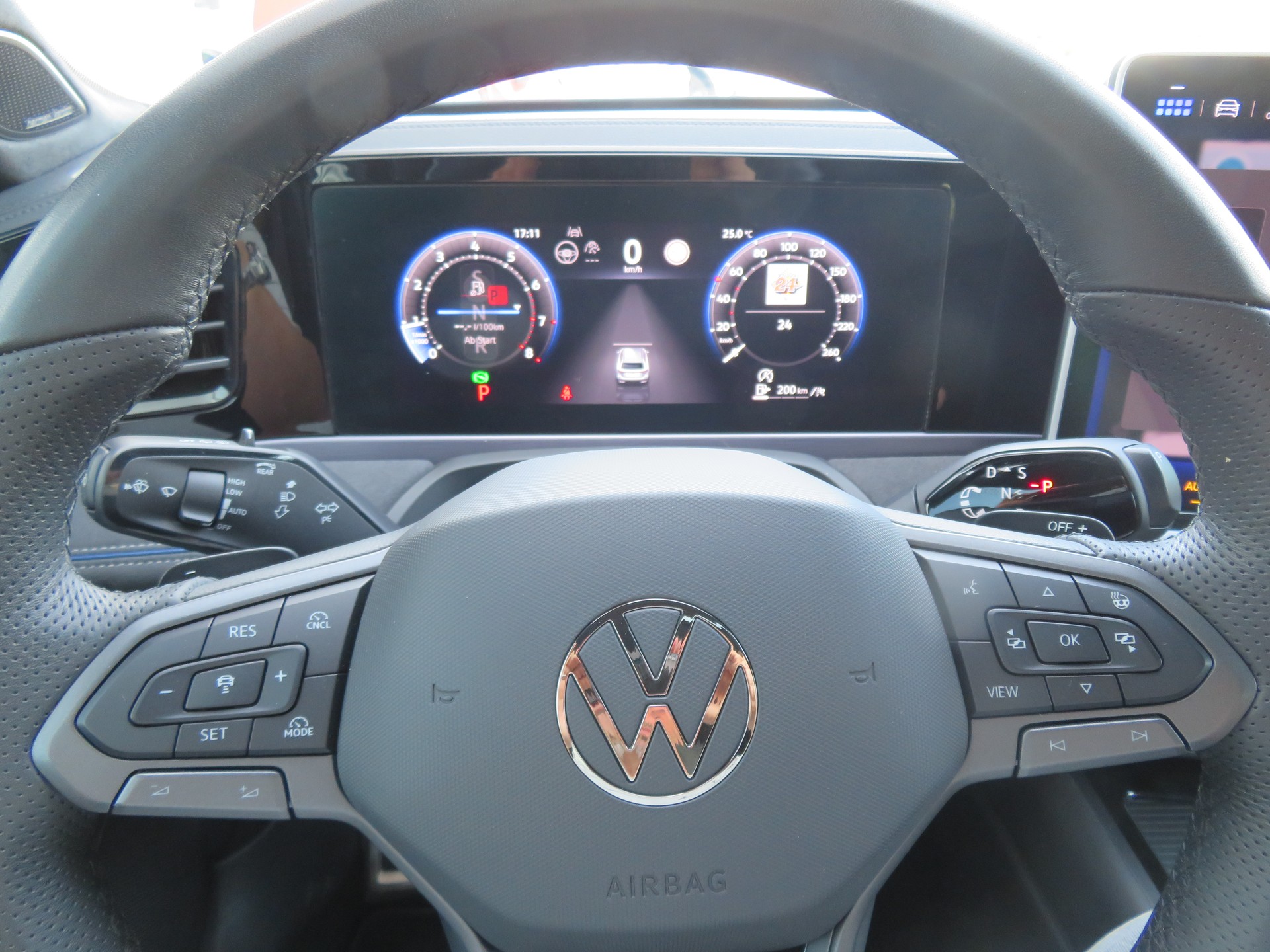 VW Passat Variant 2.0 TSI evo4 R-Line 4 Motion DSG-image-8