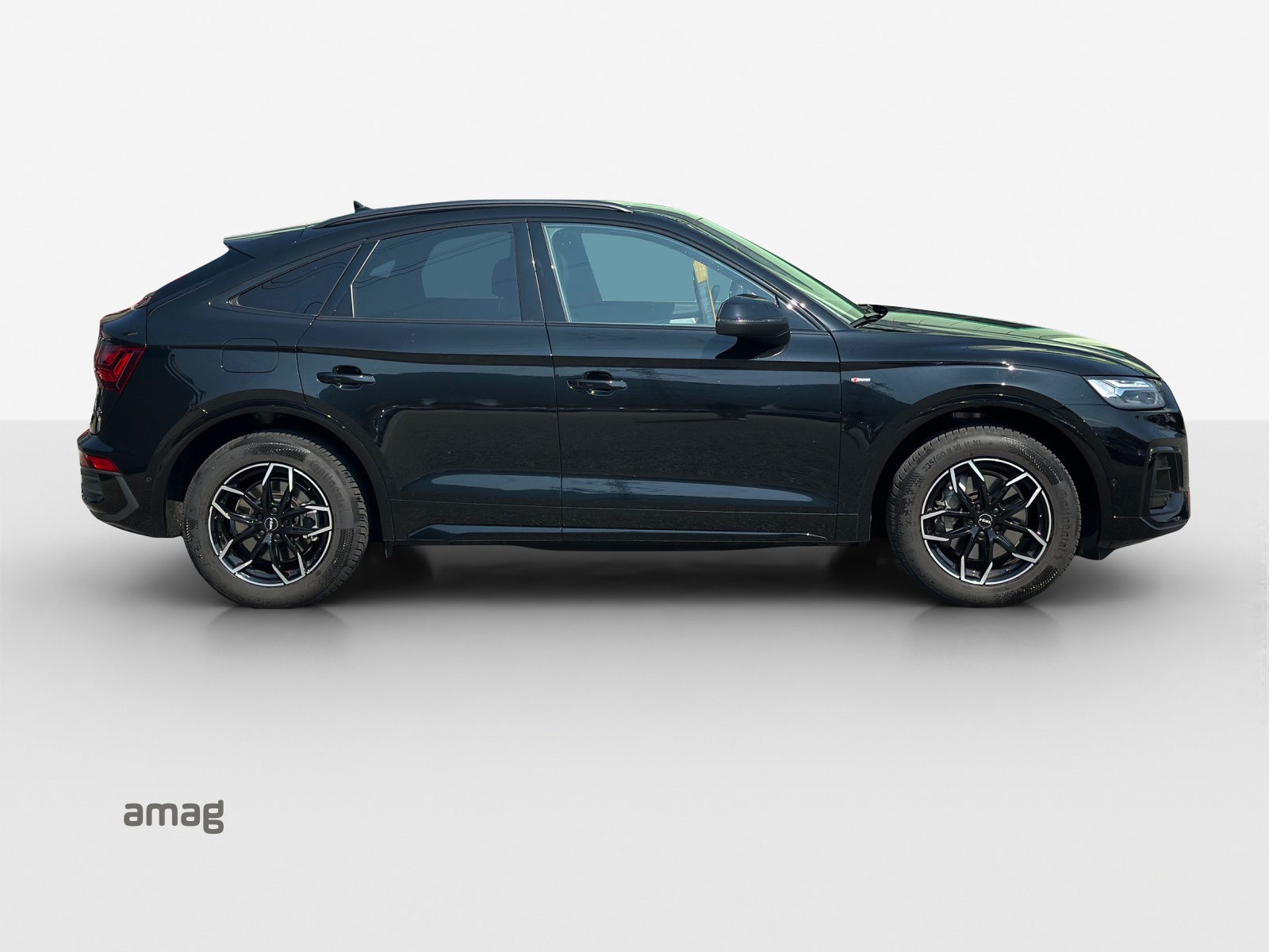 AUDI Q5 Sportback 40 TDI Blackedition quattro S-tronic-image-15