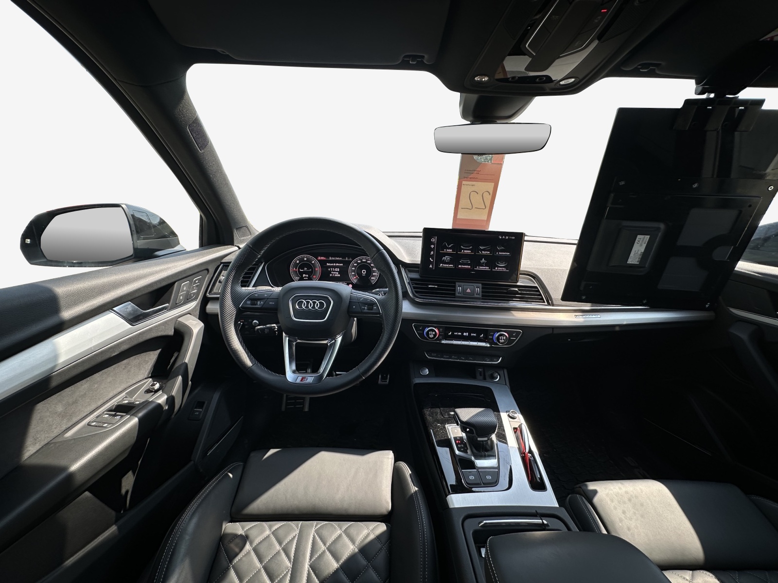 AUDI Q5 Sportback 40 TDI Blackedition quattro S-tronic-image-8