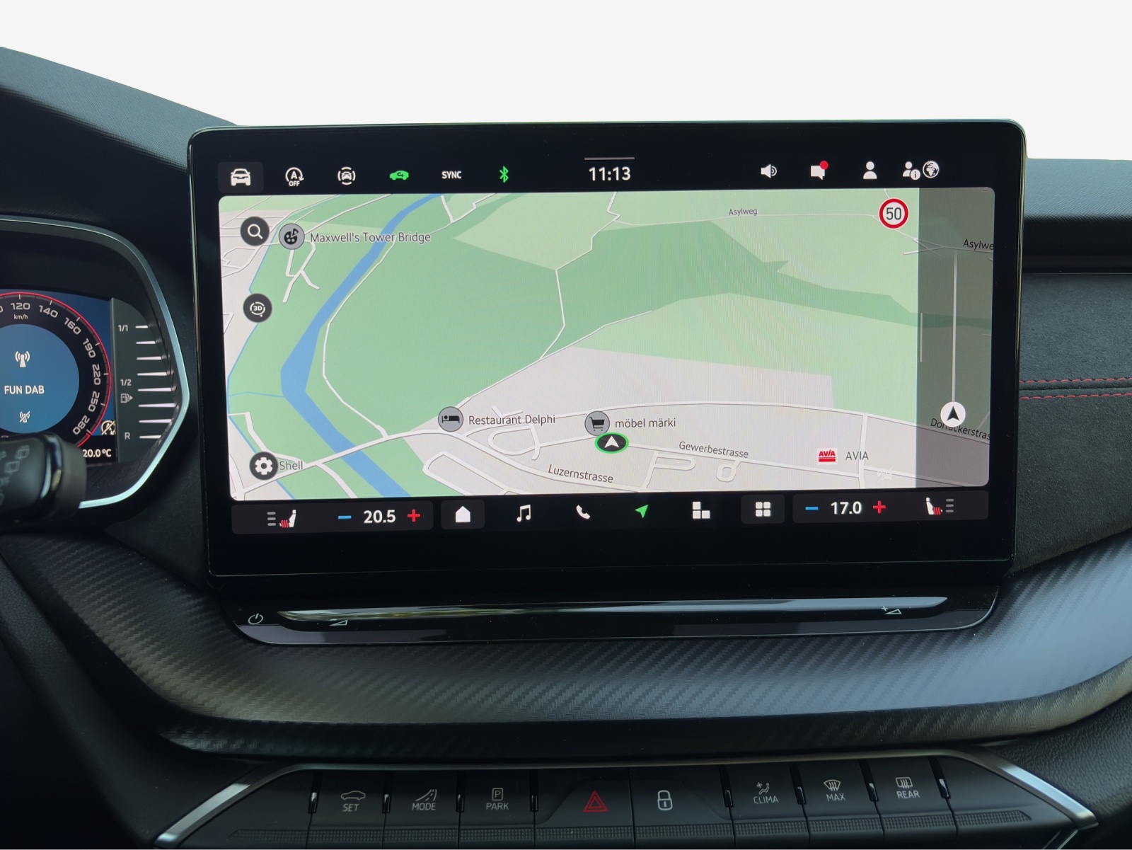 SKODA Octavia Combi 2.0 TSI DSG RS-image-10