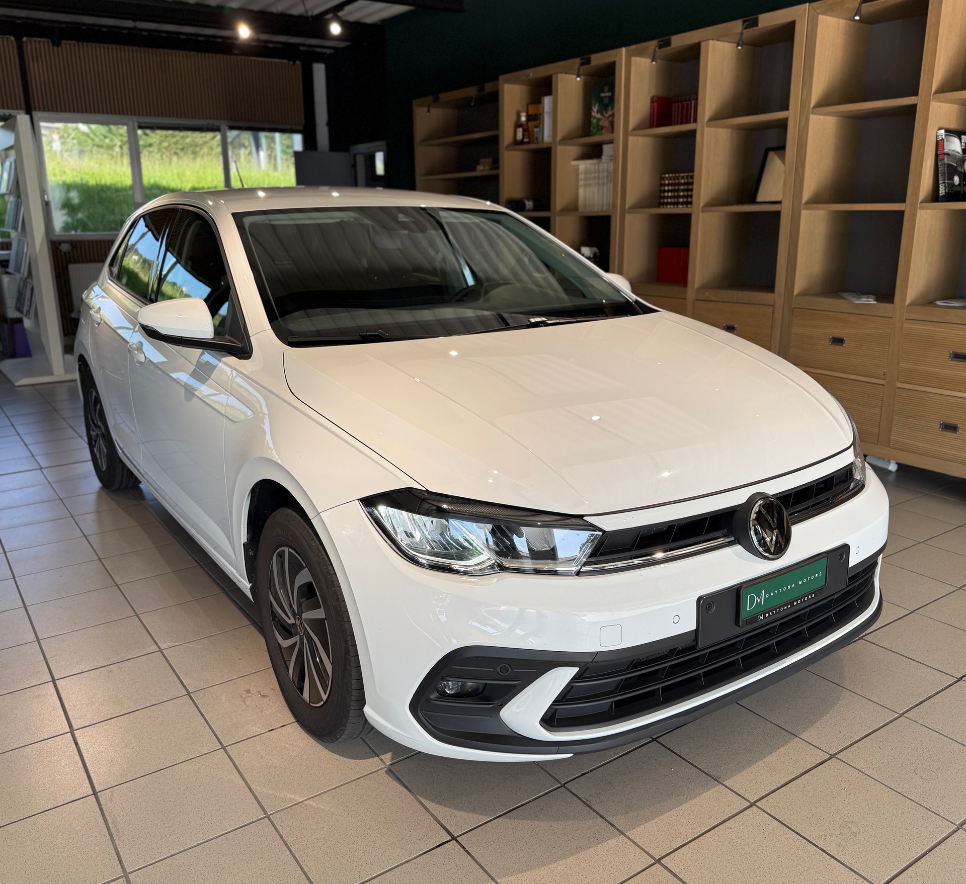 VW Polo 1.0 TSI Life DSG-image-1