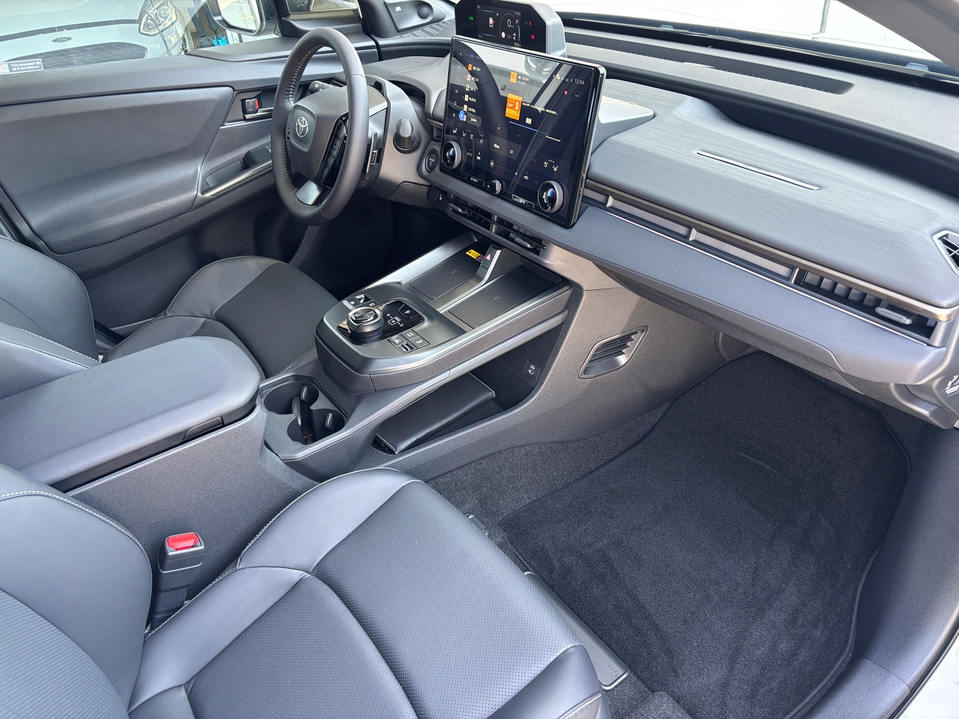 TOYOTA bZ4X Touring Premium AWD-image-15