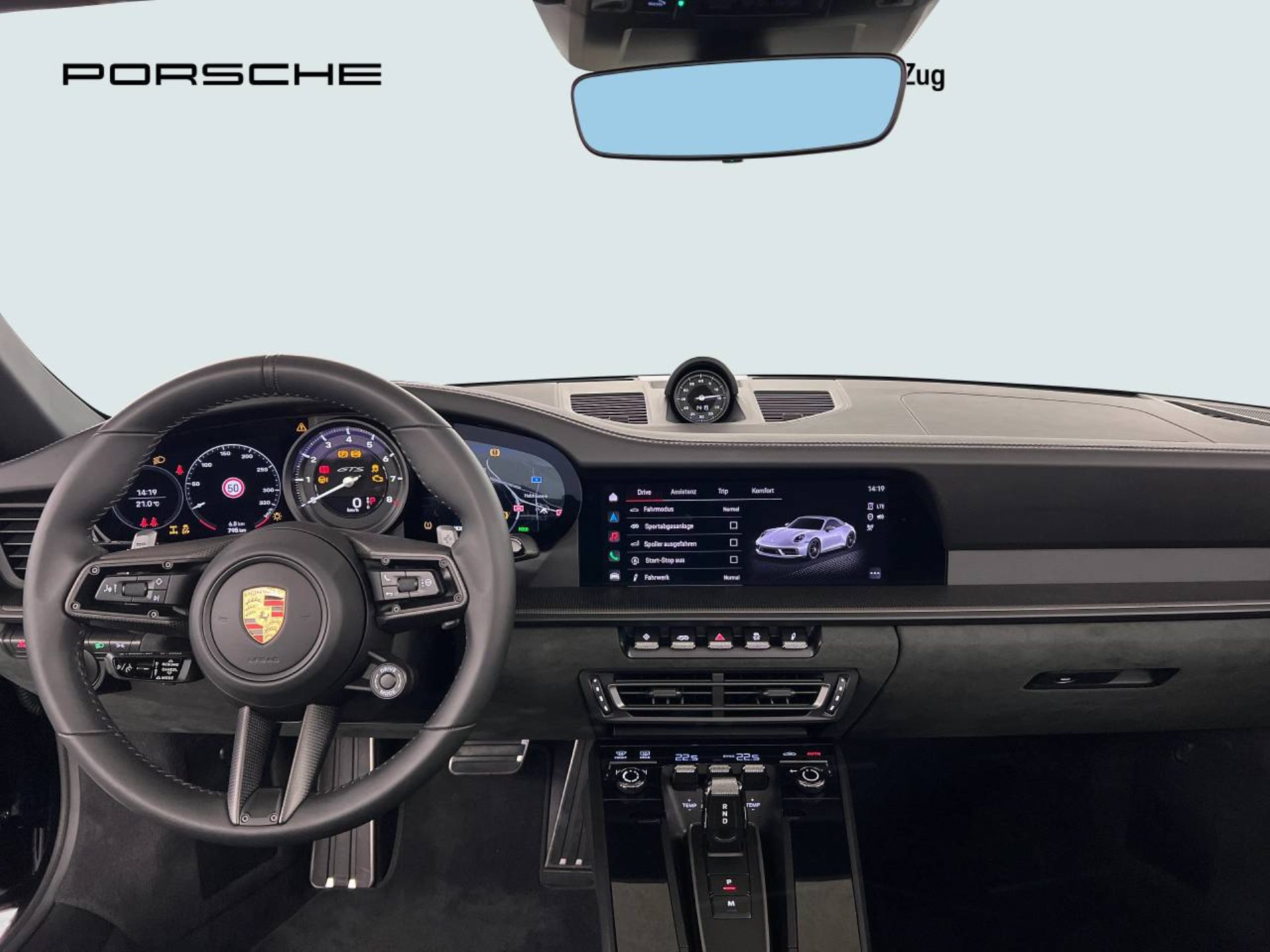 PORSCHE 911 Carrera 4 GTS Cabriolet-image-18