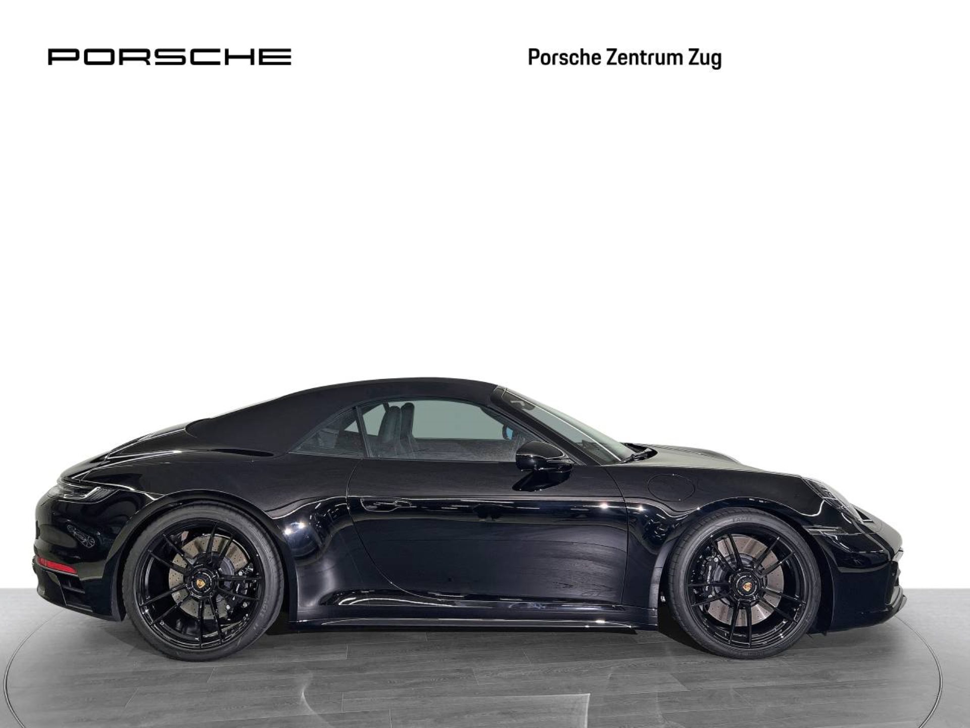 PORSCHE 911 Carrera 4 GTS Cabriolet-image-11