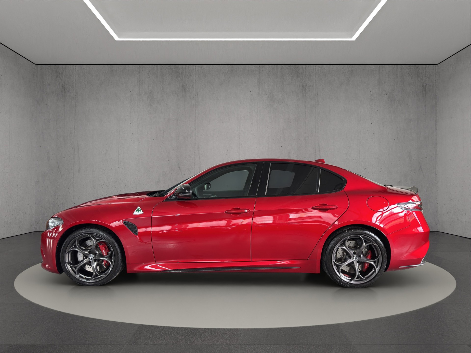 ALFA ROMEO Giulia 2.9 V6 Quadrifoglio-showroom-element-2