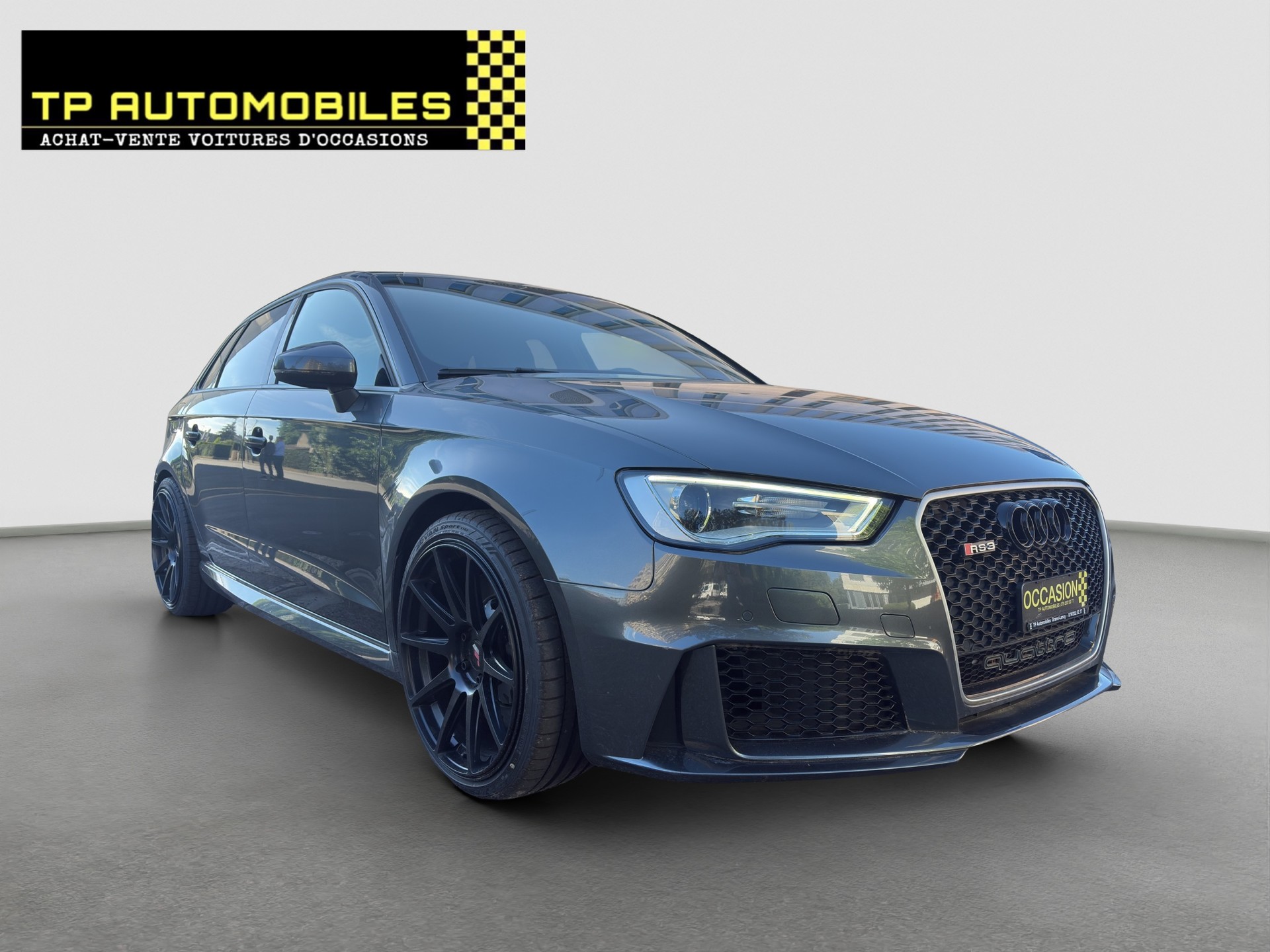 AUDI RS3 2.5 TSI quattro S-tronic-image-2