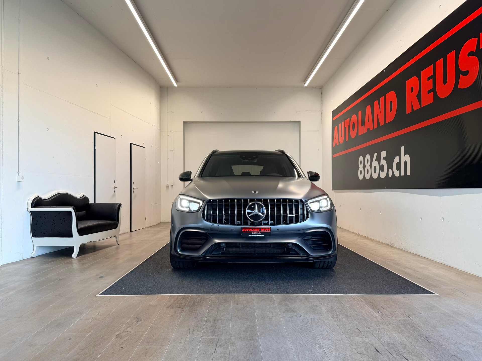 MERCEDES-BENZ GLC 63 S AMG 4Matic 9G-Tronic-showroom-element-1