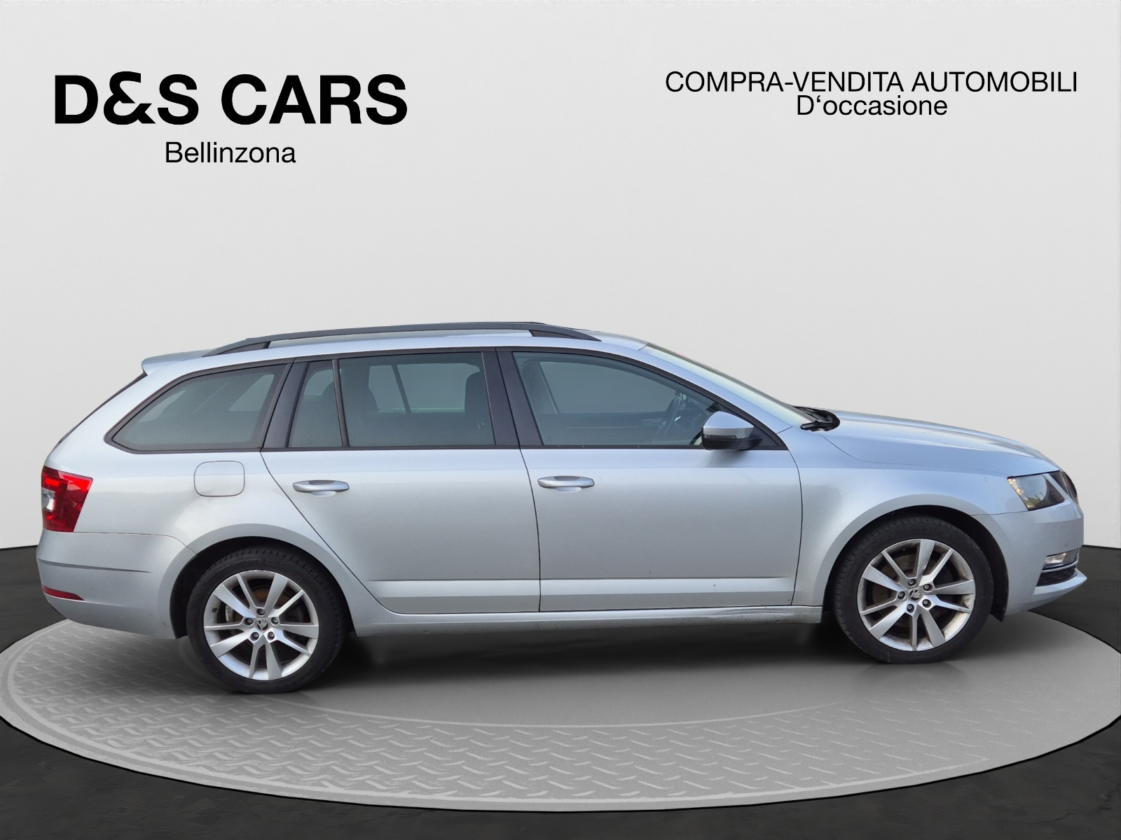 SKODA Octavia Combi 2.0 TDI Ambition 4x4-image-5