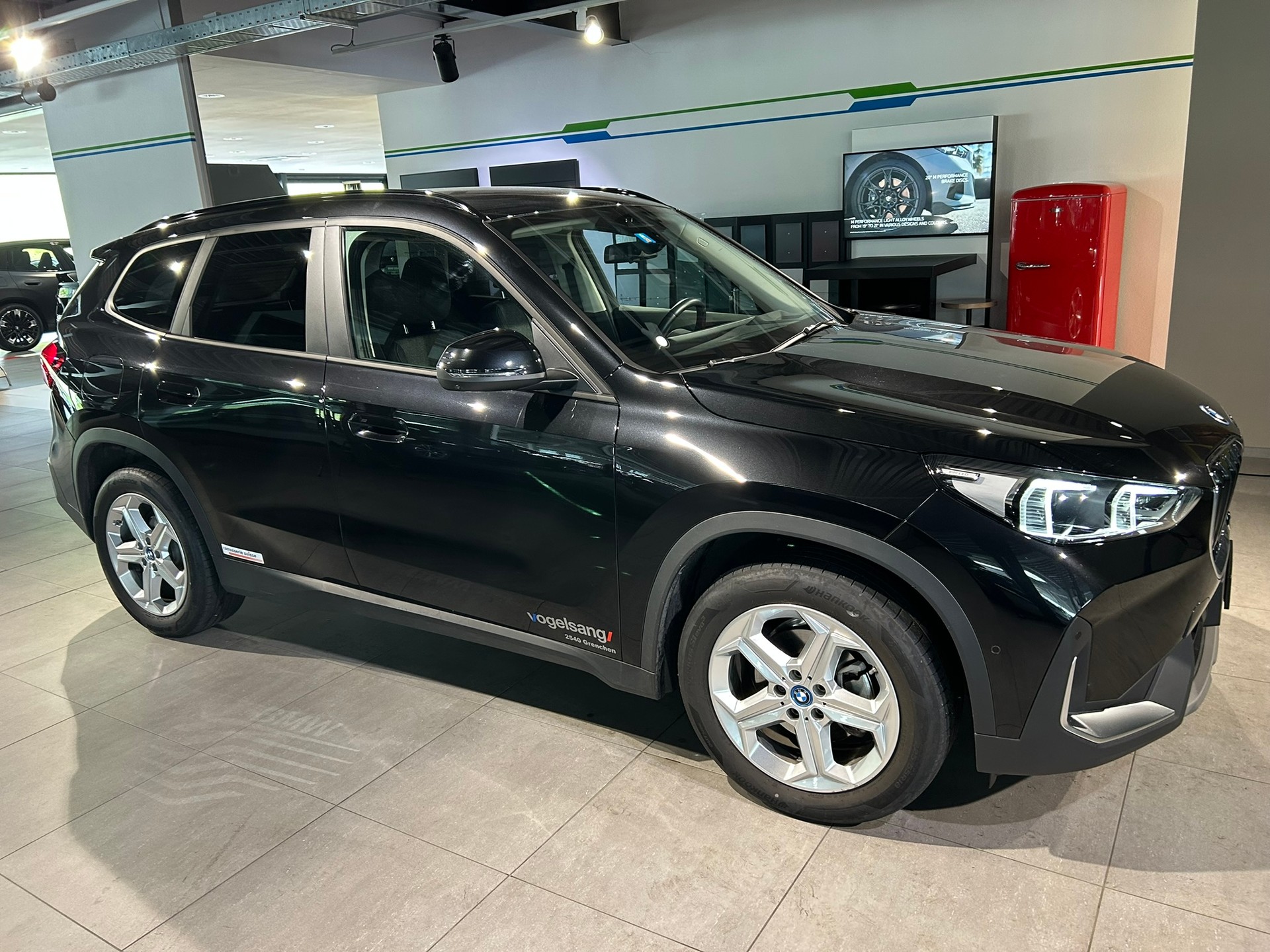 BMW X1 sDrive 18d-image-1