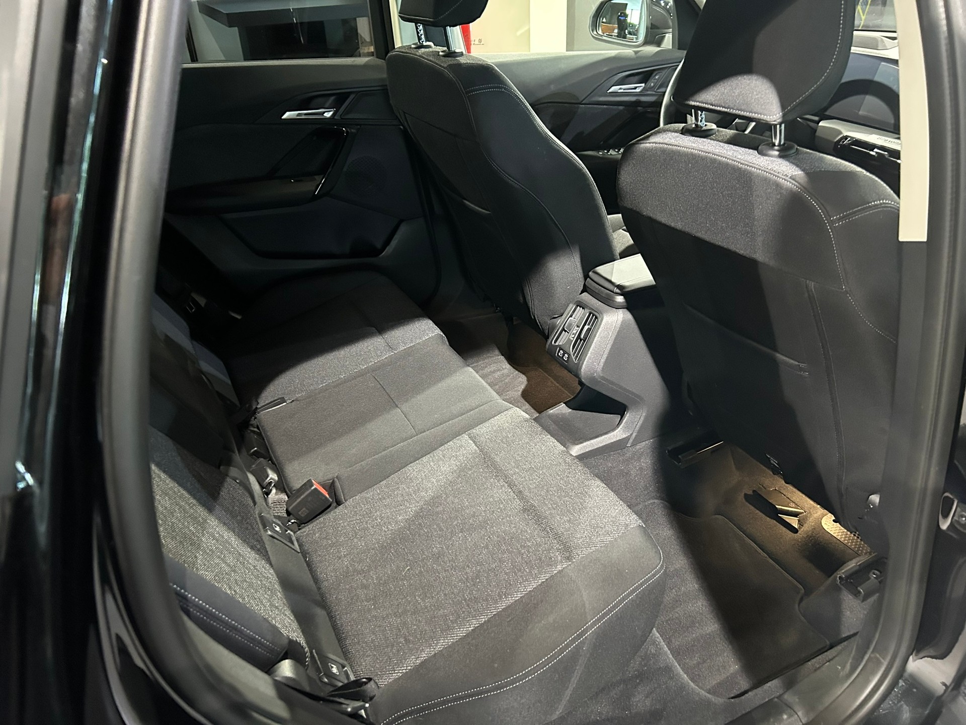 BMW X1 sDrive 18d-image-29